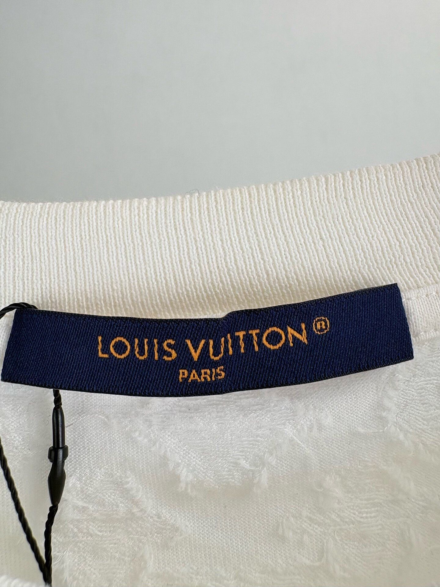 Louis Vuitton Louis Vuitton Monogram Pharrell T-Shirt XL Size US XL / EU 56 / 4 - 5 Thumbnail