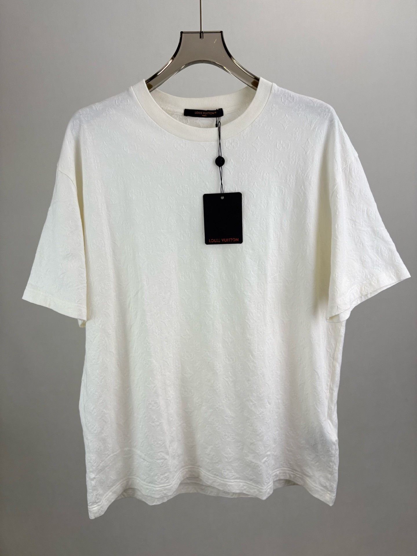 Louis Vuitton Louis Vuitton Monogram Pharrell T-Shirt XL Size US XL / EU 56 / 4 - 2 Thumbnail