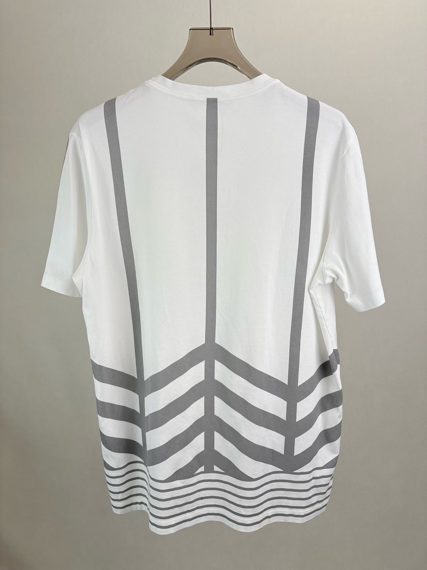 Louis Vuitton Louis Vuitton Striped T-Shirt XXL Size US XXL / EU 58 / 5 - 3 Thumbnail