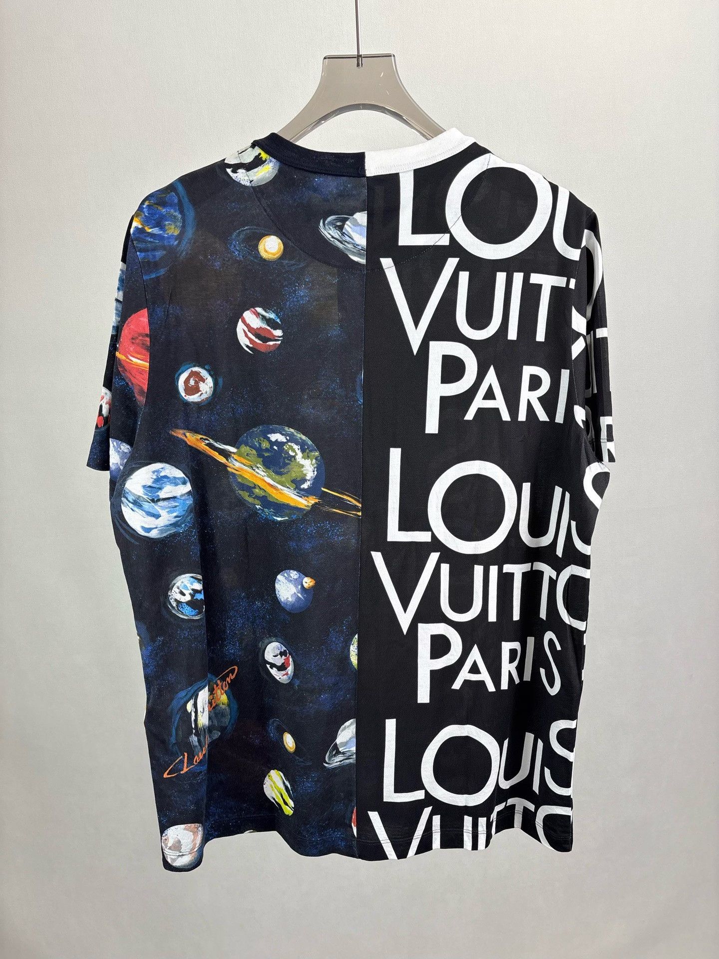 Louis Vuitton Louis Vuitton Planet Print Split T-Shirt XL Size US XL / EU 56 / 4 - 3 Thumbnail