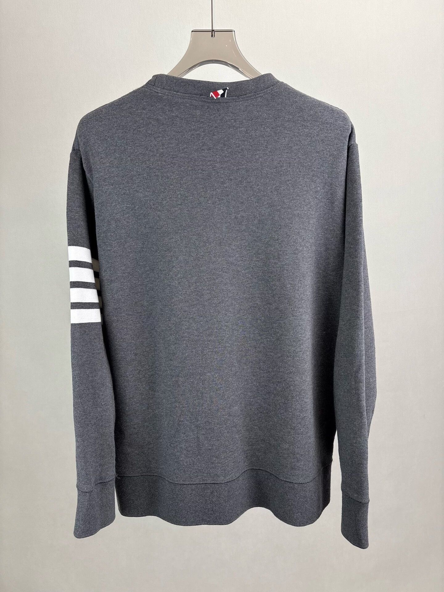 Thom Browne Thom Browne 4-Bar Stripe Sweatshirt Size 7 Size US XXL / EU 58 / 5 - 3 Thumbnail