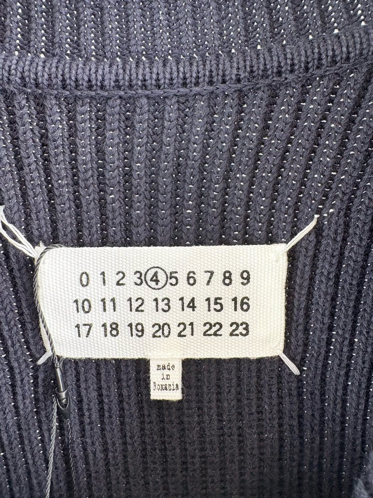 Maison Margiela Maison Margiela Striped Ribbed Cardigan XS Size XS / US 0-2 / IT 36-38 - 4 Thumbnail