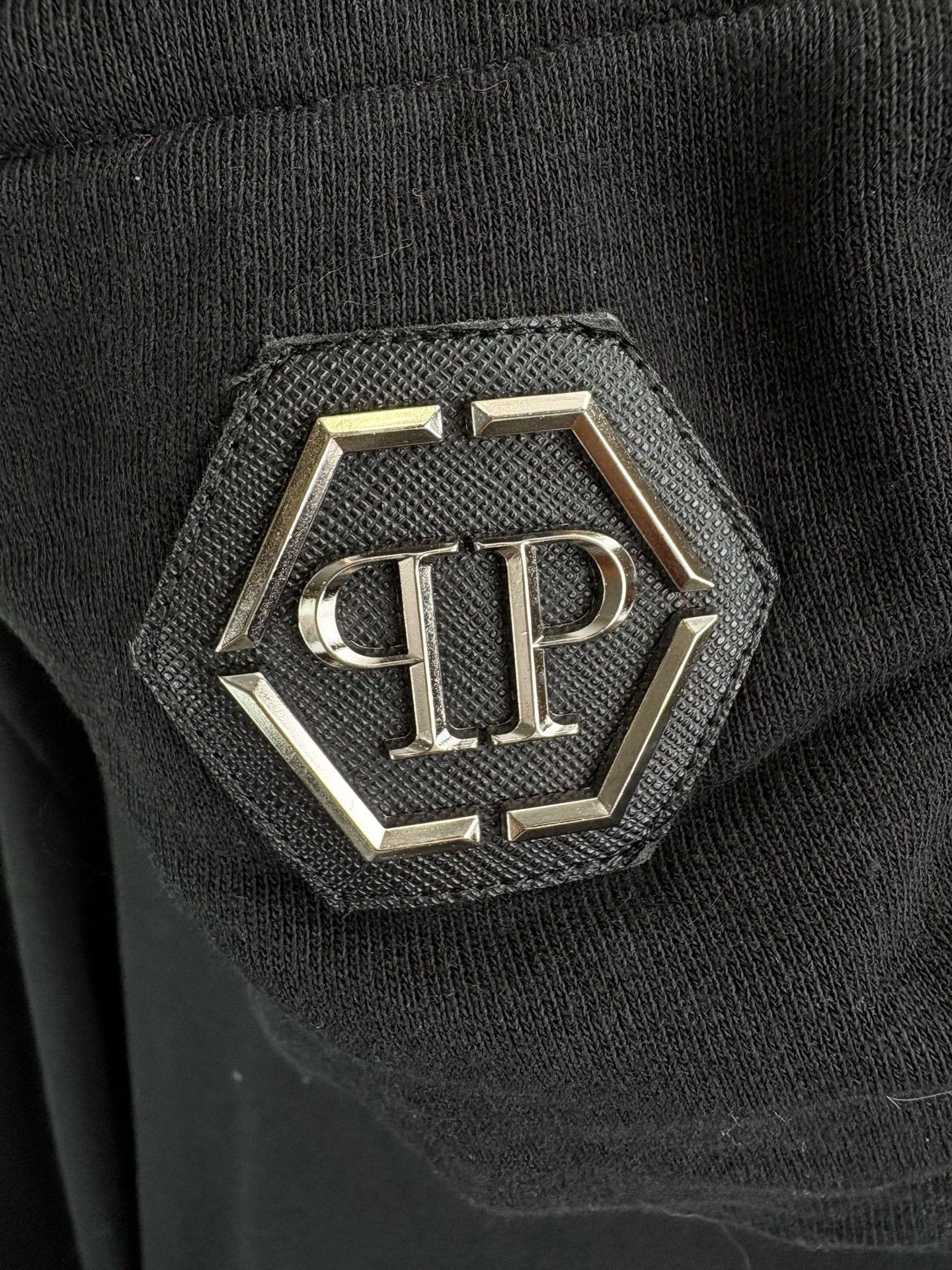 Philipp Plein Philipp Plein Rhinestone Skull Hoodie M Size US M / EU 48-50 / 2 - 4 Thumbnail