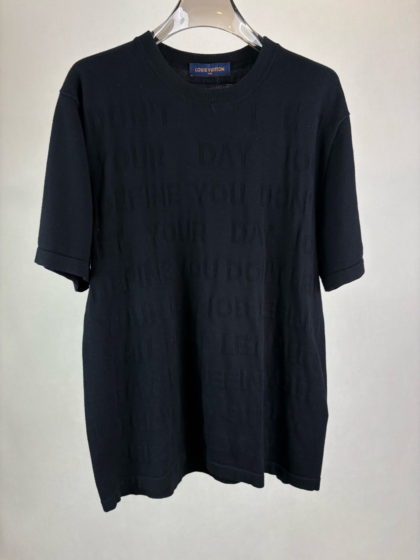 Louis Vuitton Louis Vuitton Knit Text Pattern T-Shirt XXL Size US XXL / EU 58 / 5 - 2 Thumbnail