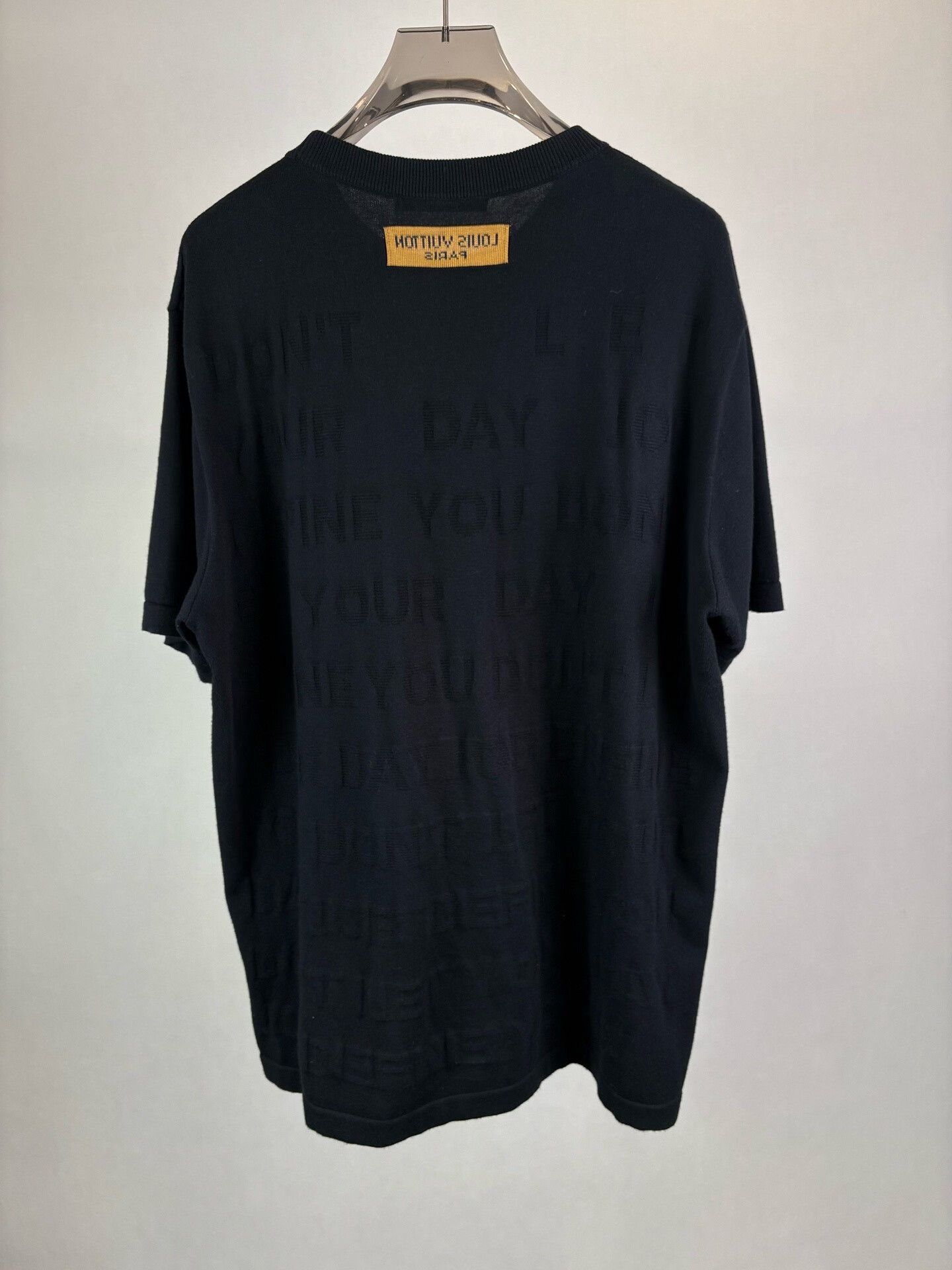 Louis Vuitton Louis Vuitton Knit Text Pattern T-Shirt XXL Size US XXL / EU 58 / 5 - 3 Thumbnail