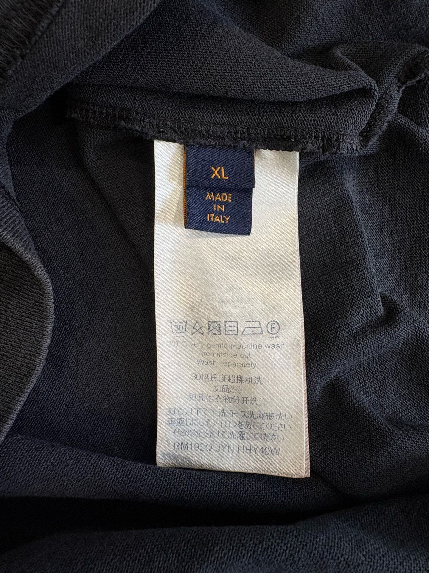 Louis Vuitton Louis Vuitton Staples Edition Graphic T-Shirt XL Size US XL / EU 56 / 4 - 5 Thumbnail
