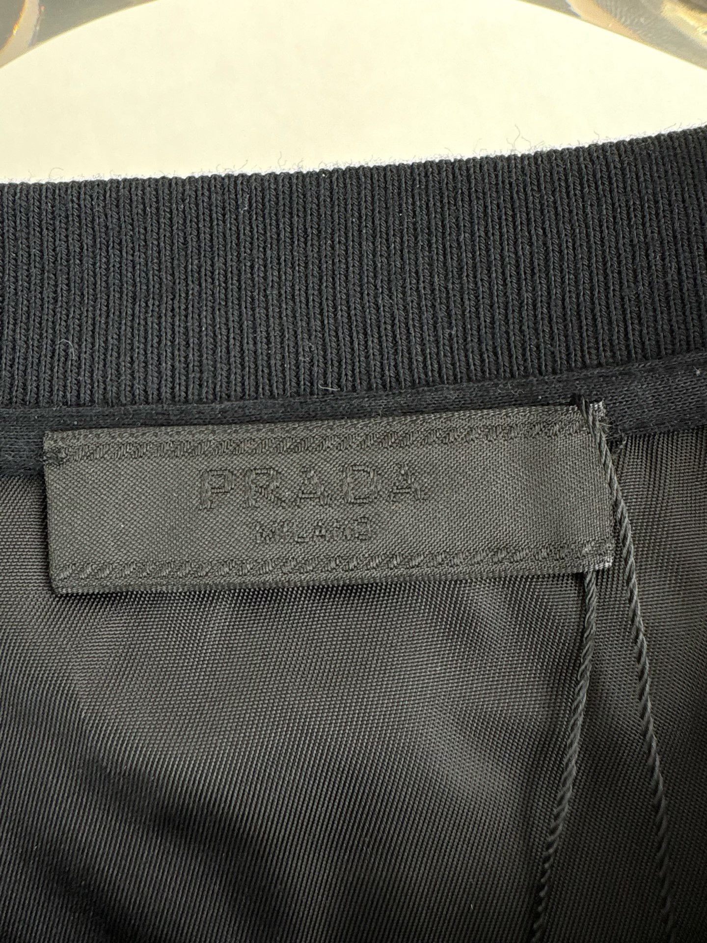 Prada Prada Re-Nylon Zip Pocket T-Shirt Size M Size US M / EU 48-50 / 2 - 5 Thumbnail