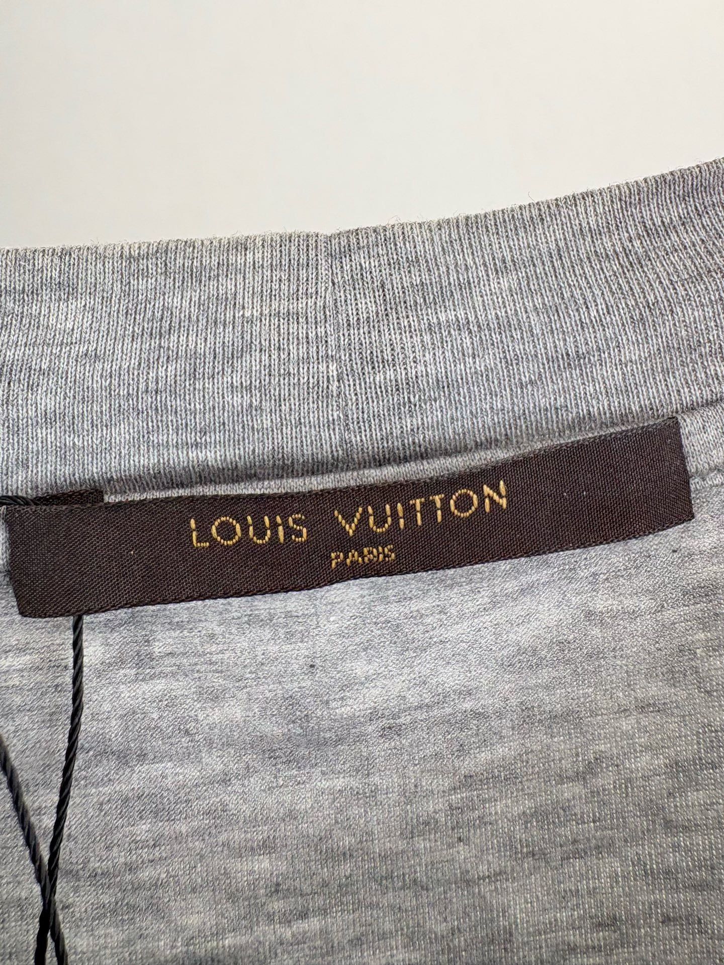 Louis Vuitton Louis Vuitton Ink Splash Print T-Shirt XL Size US XL / EU 56 / 4 - 5 Thumbnail