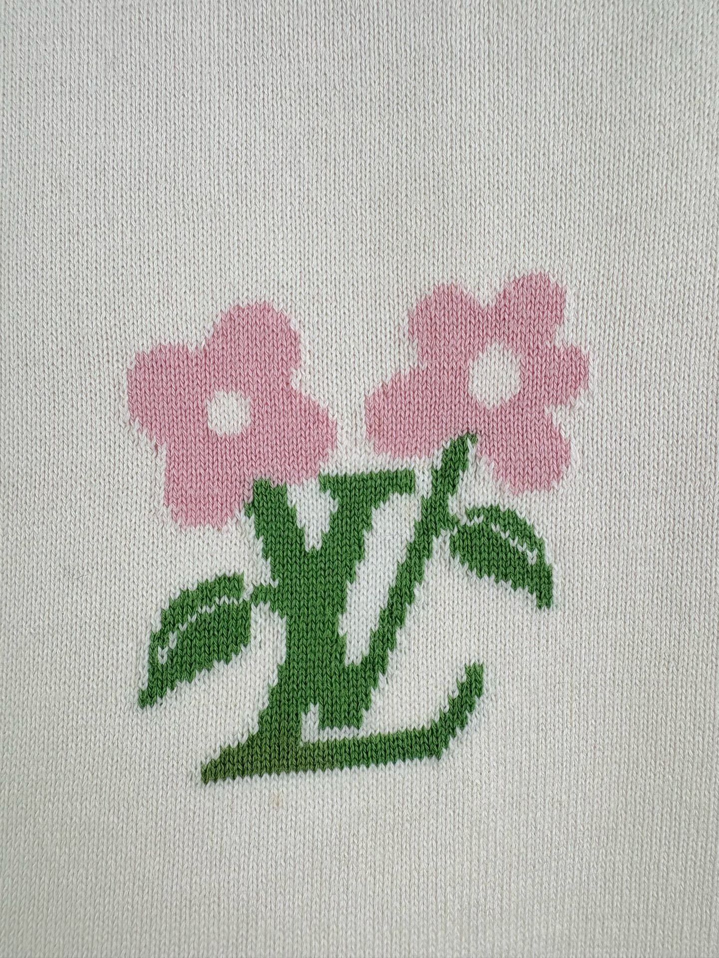 Louis Vuitton Louis Vuitton x Tyler Flower Knit T-Shirt XL Size US XL / EU 56 / 4 - 4 Thumbnail