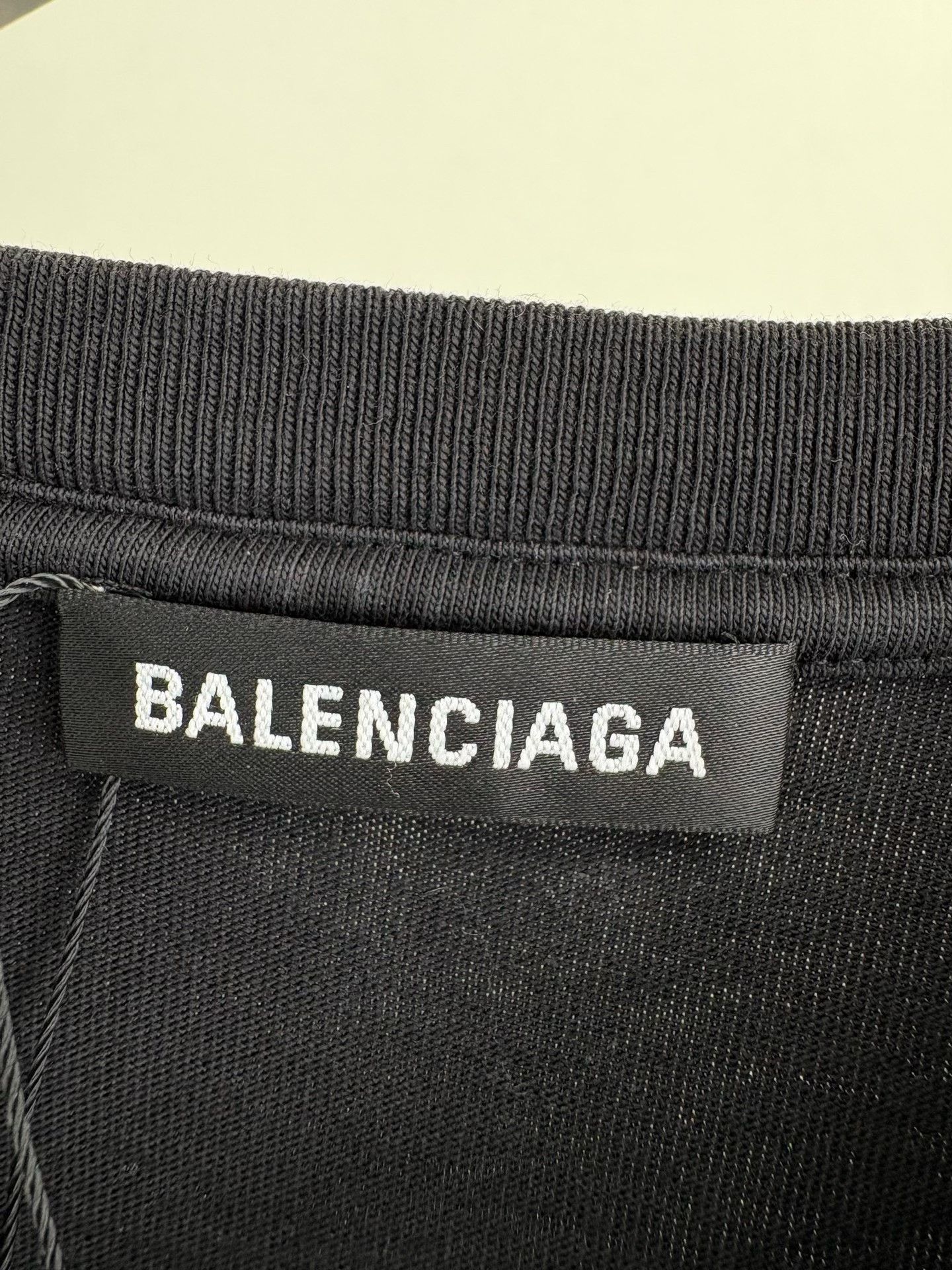 Balenciaga Balenciaga Mastercard Graphic T-Shirt Size M Size US M / EU 48-50 / 2 - 5 Thumbnail