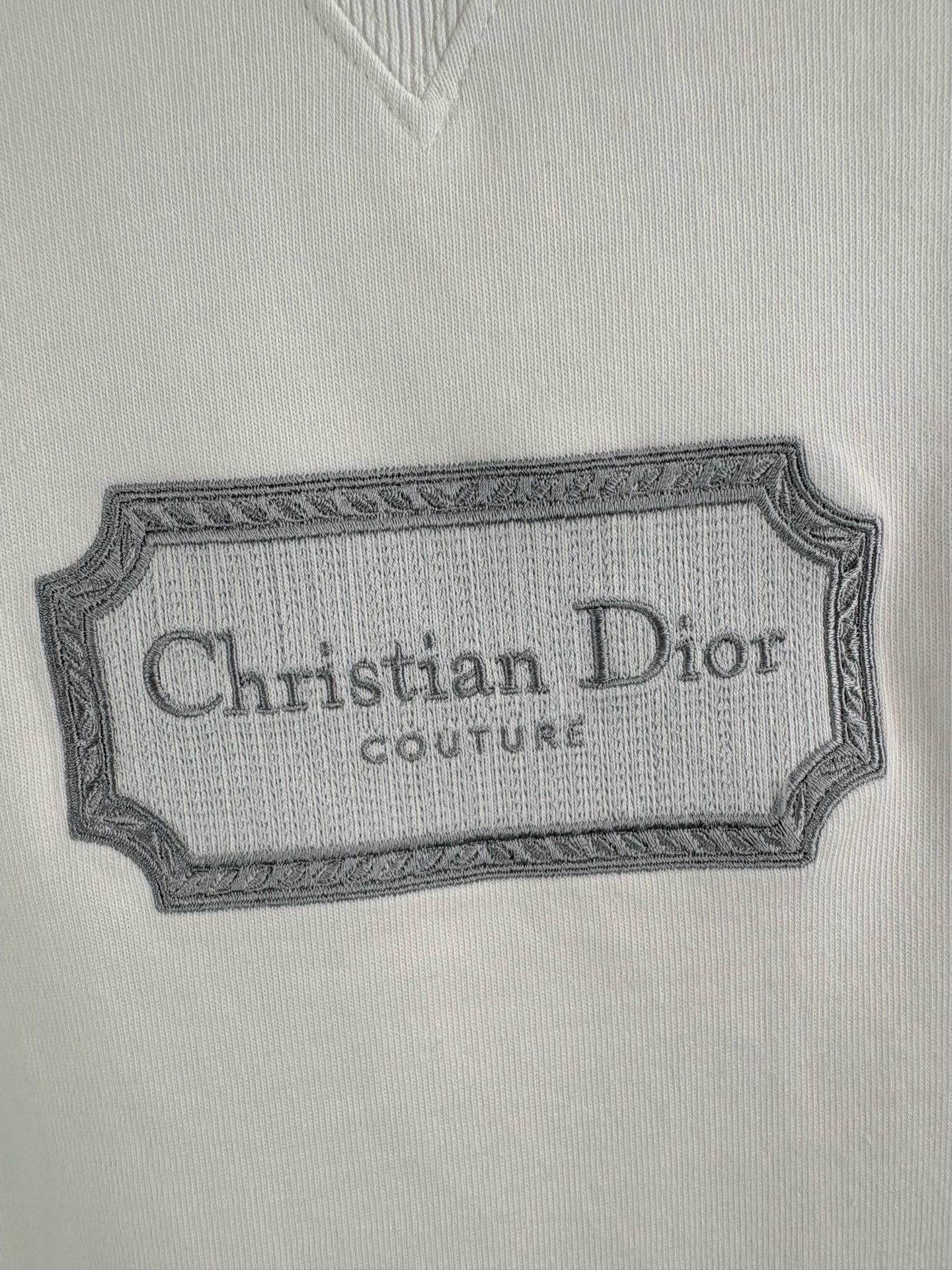 Dior Dior Embroidered Couture Logo T-Shirt XL Size US XL / EU 56 / 4 - 4 Thumbnail