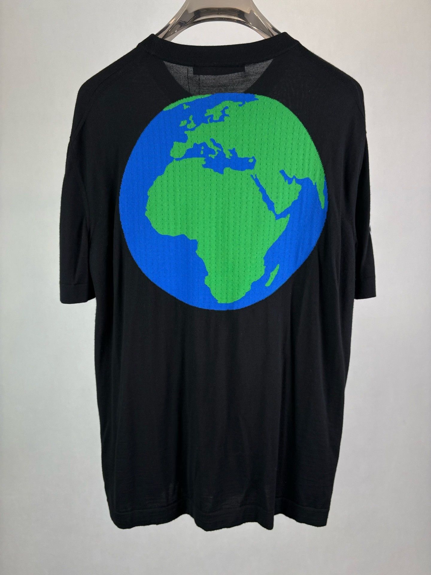 Louis Vuitton Louis Vuitton Globe Intarsia Knit T-Shirt XL Size US XL / EU 56 / 4 - 3 Thumbnail