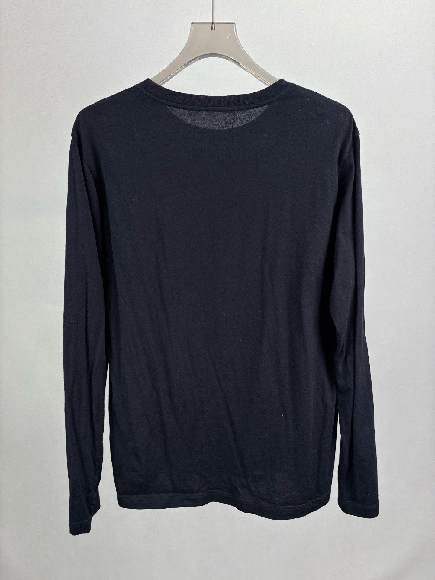 Louis Vuitton Louis Vuitton Red Logo Long Sleeve T-Shirt XL Size US XL / EU 56 / 4 - 3 Thumbnail