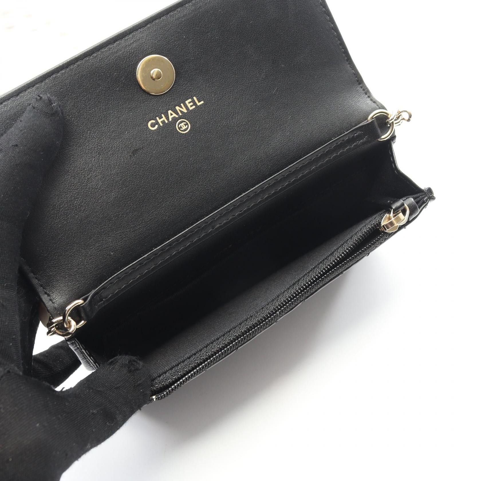 Chanel Chanel Chanel Matelasse Lambskin Shoulder Bag Leather Shoulder Bag AP1838 DUTY FREE for USA Size ONE SIZE - 3 Thumbnail