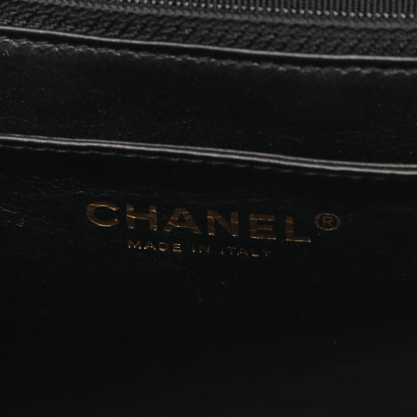 Chanel Chanel Chanel Matelasse Grained Calf Handbag Leather Handbag A12397 DUTY FREE for USA Size ONE SIZE - 4 Thumbnail