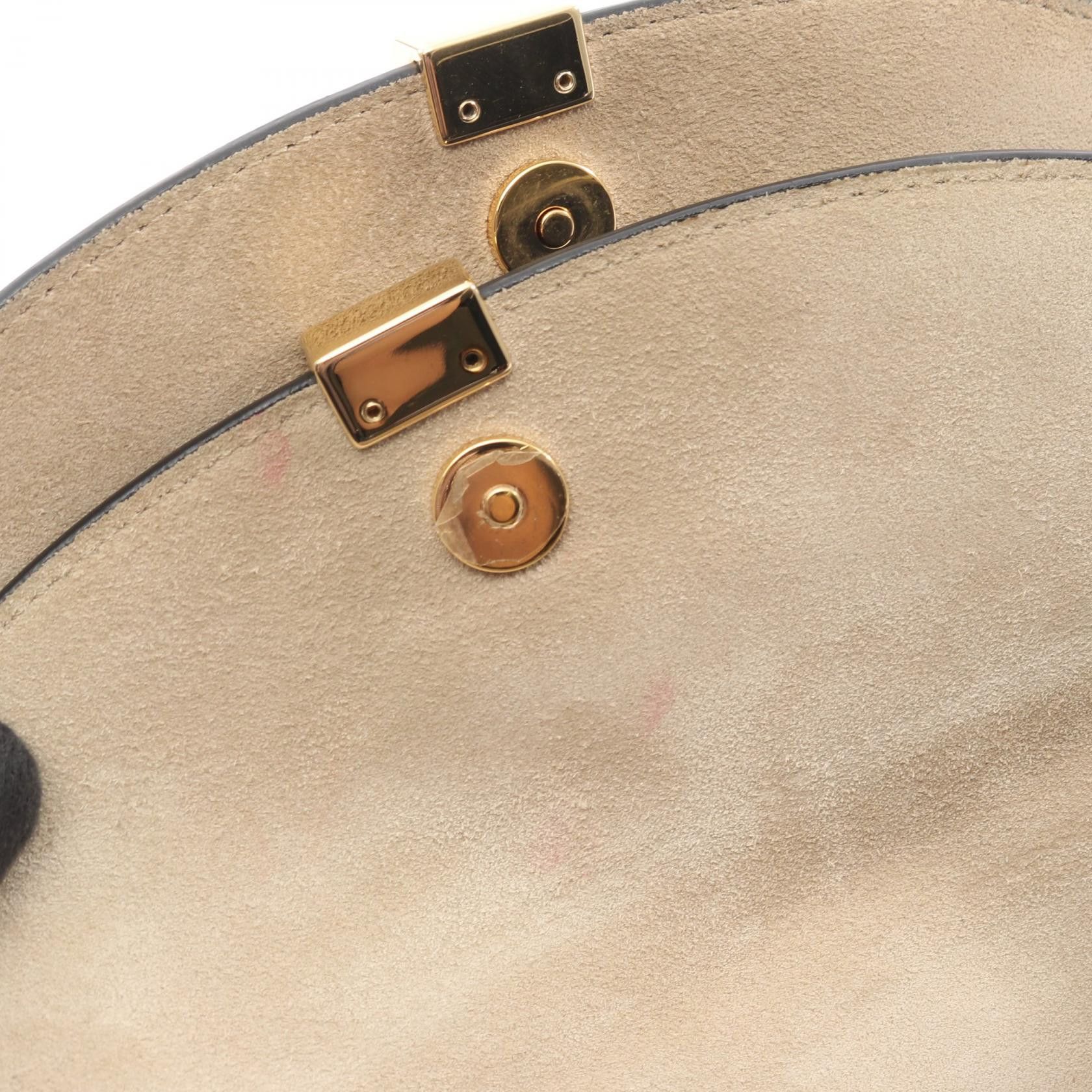 Chloe Chloe Chloe Georgia Leather Shoulder Bag Leather Shoulder Bag DUTY FREE for USA Size ONE SIZE - 10 Thumbnail
