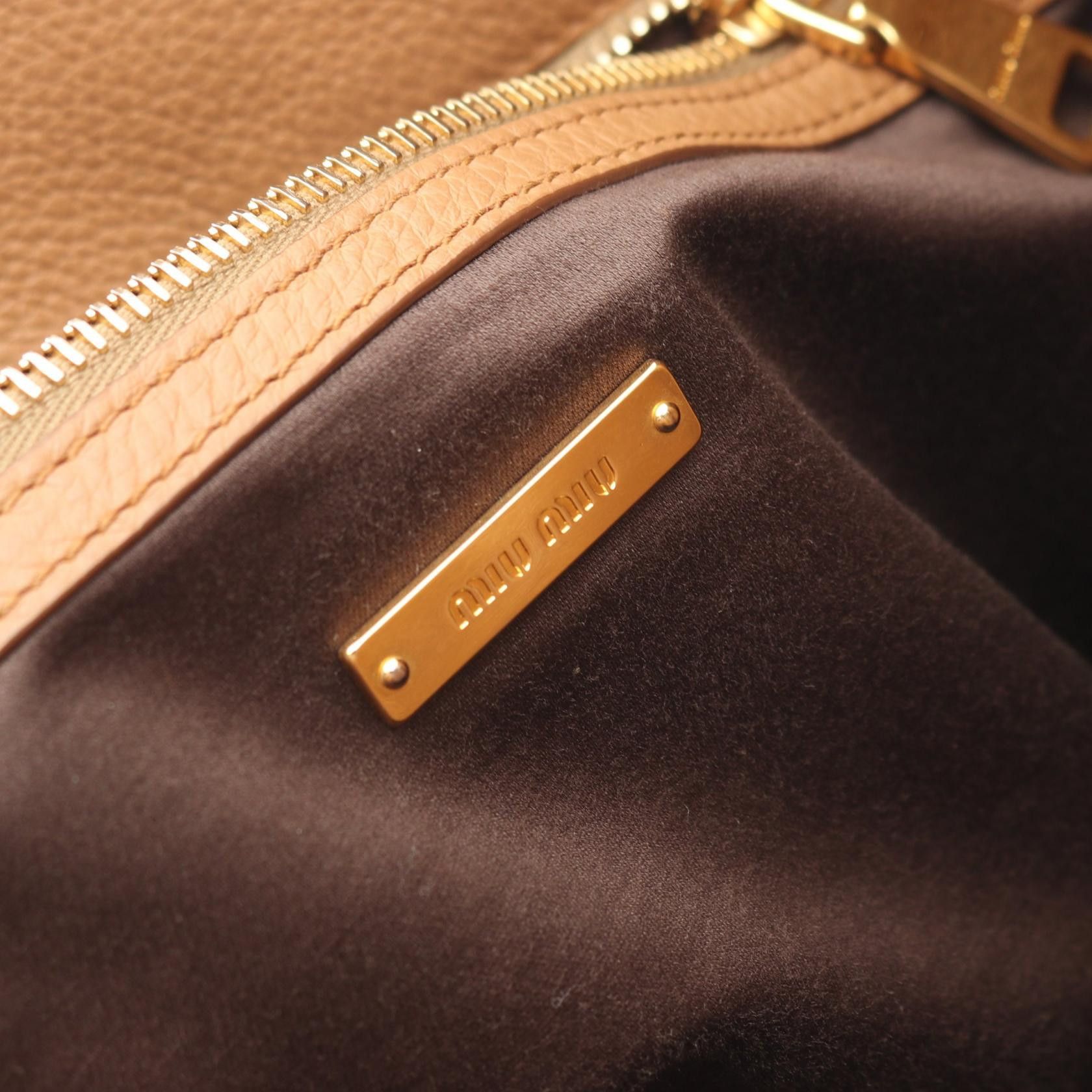 Miu Miu Miu Miu Miu Miu Leather Tote Bag Leather Tote Bag DUTY FREE for USA Size ONE SIZE - 4 Thumbnail