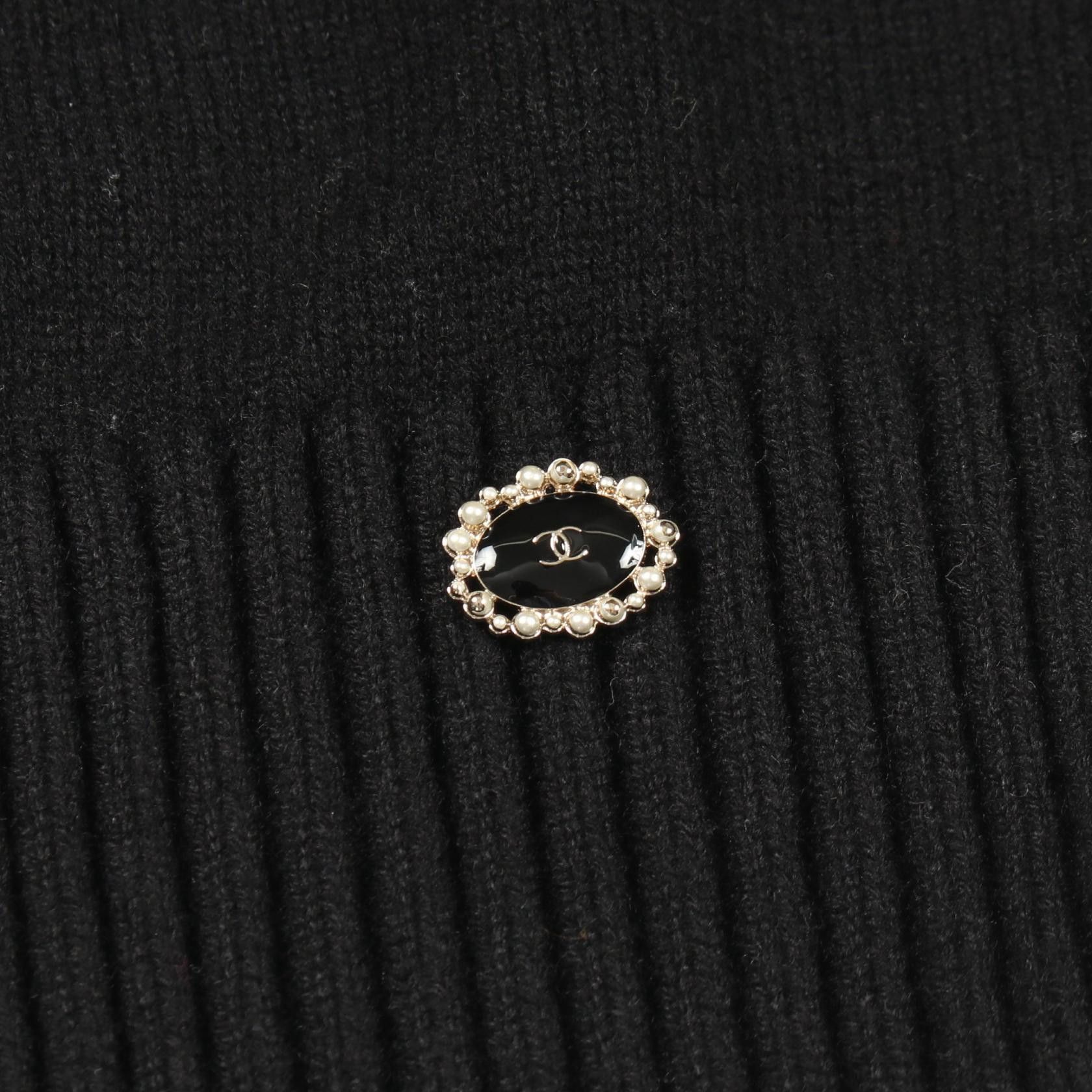 Chanel Chanel Chanel Coco Mark Flower Cashmere Silk Knit Top Textile Tops P70944K10157 DUTY FREE for USA Size ONE SIZE - 7 Thumbnail
