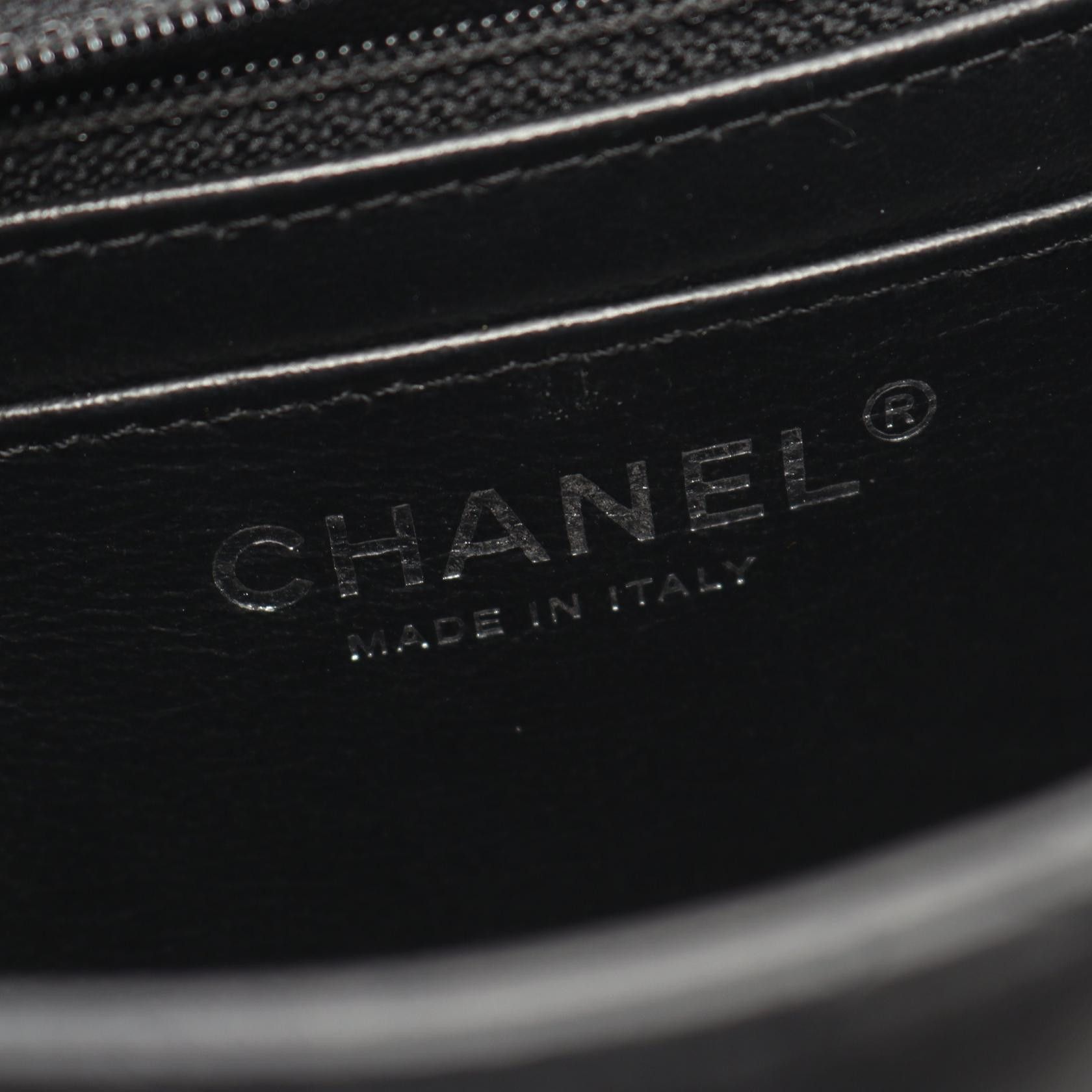 Chanel Chanel Chanel Mini Matelasse Lambskin Shoulder Bag Leather Shoulder Bag DUTY FREE for USA Size ONE SIZE - 4 Thumbnail