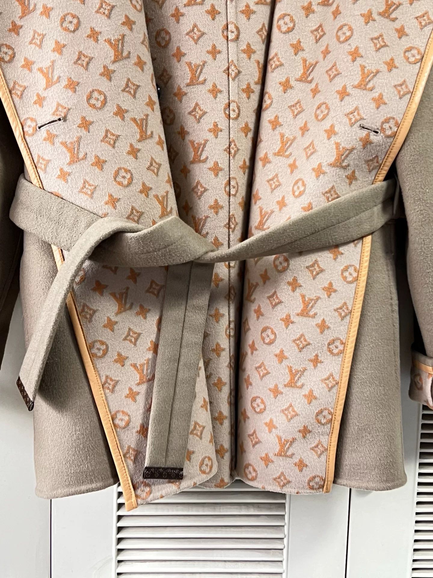Louis Vuitton Louis Vuitton Monogram Robe Coat Size XS / US 0-2 / IT 36-38 - 5 Thumbnail
