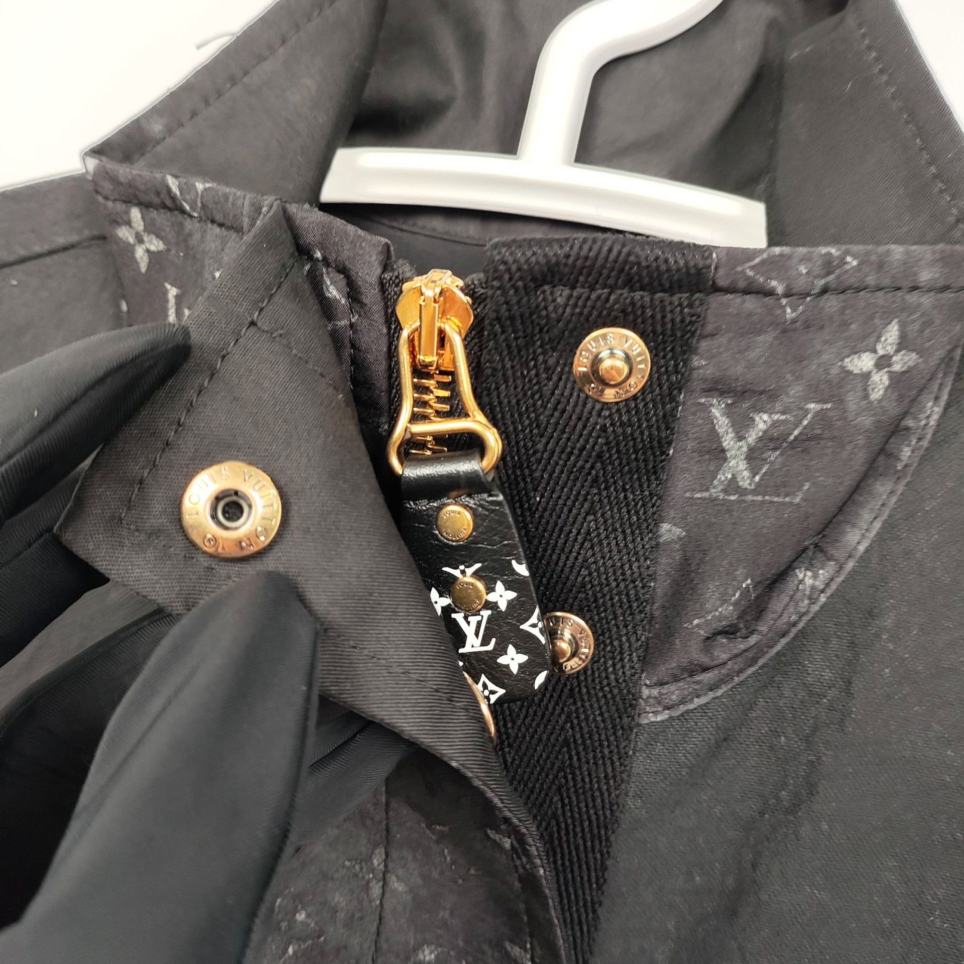 Louis Vuitton Louis Vuitton Cruise Collection Black Jacket Size XXS / US 00 / IT 34 - 3 Thumbnail