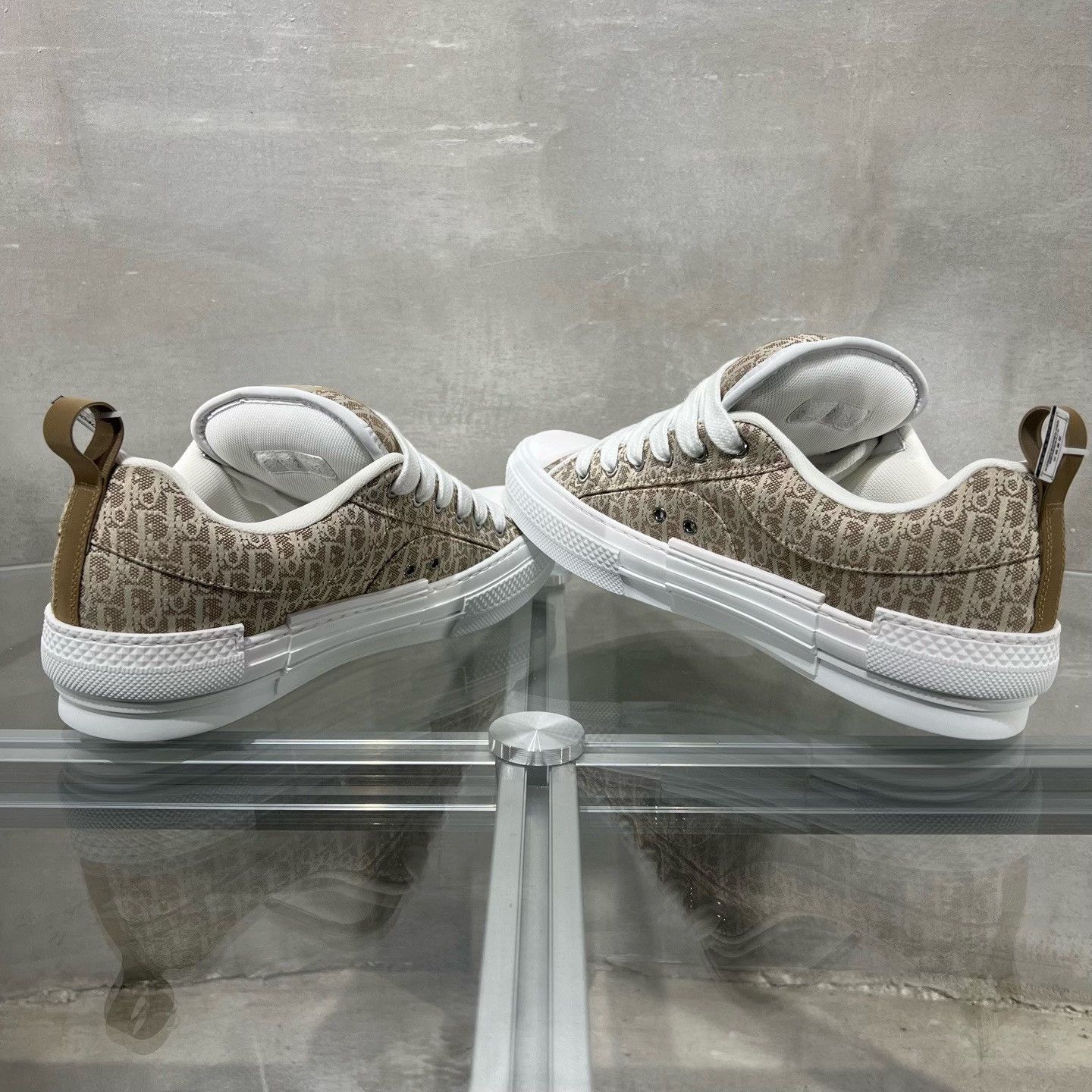 Dior Dior B23 Oblique Beige Sneakers Size US 9 / EU 42 - 5 Thumbnail