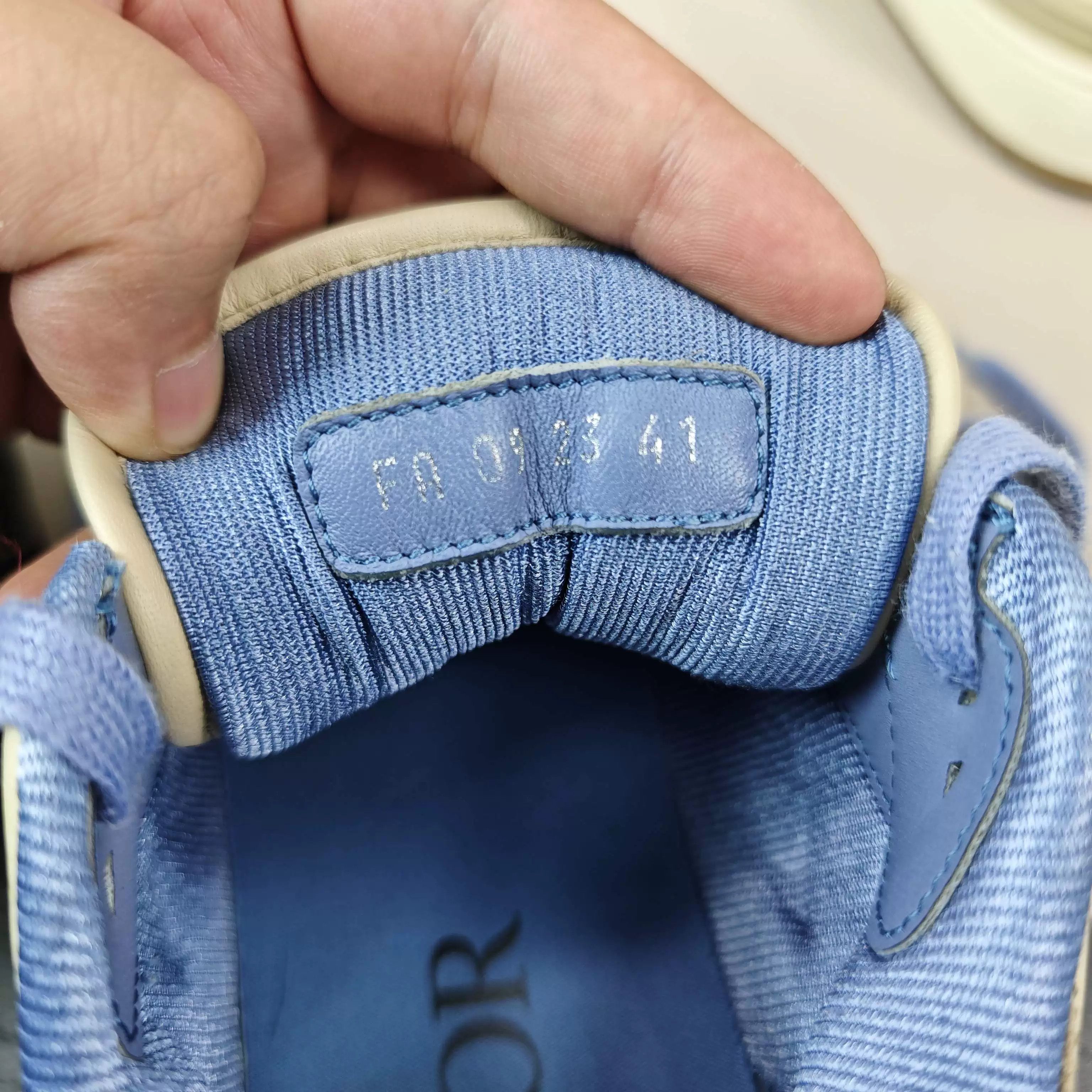 Dior DIOR B57 White Blue Sneakers Size US 8 / EU 41 - 8 Thumbnail