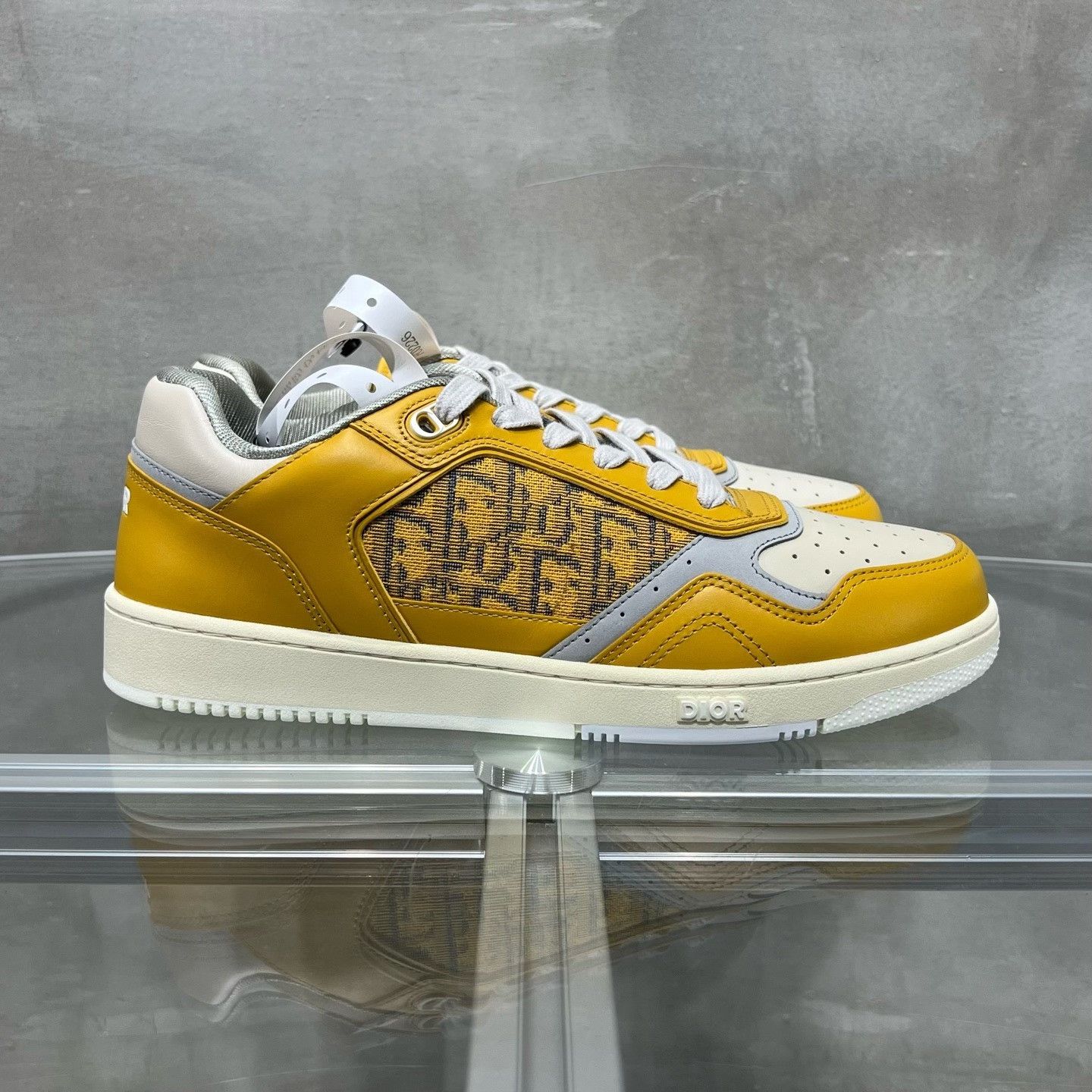 Dior DIOR B27 White Yellow Sneakers Size US 9 / EU 42 - 4 Thumbnail