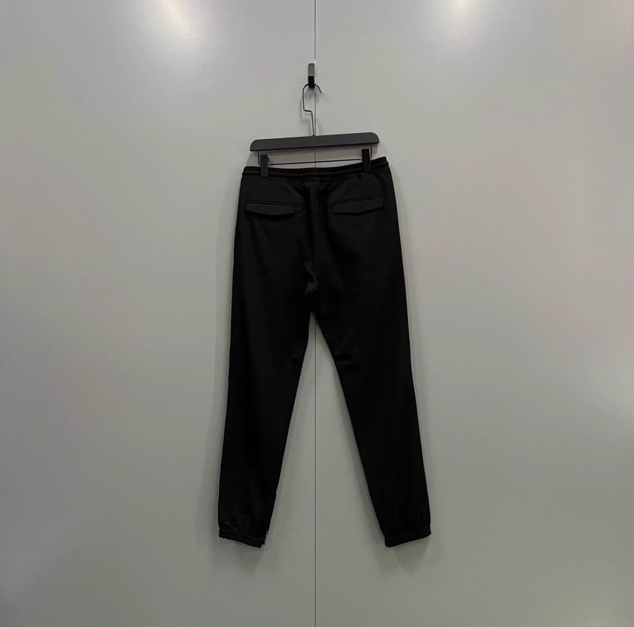 Dior Dior Rhinestone Small Bee Drawstring Sweatpants Size US 30 / EU 46 - 2 Thumbnail