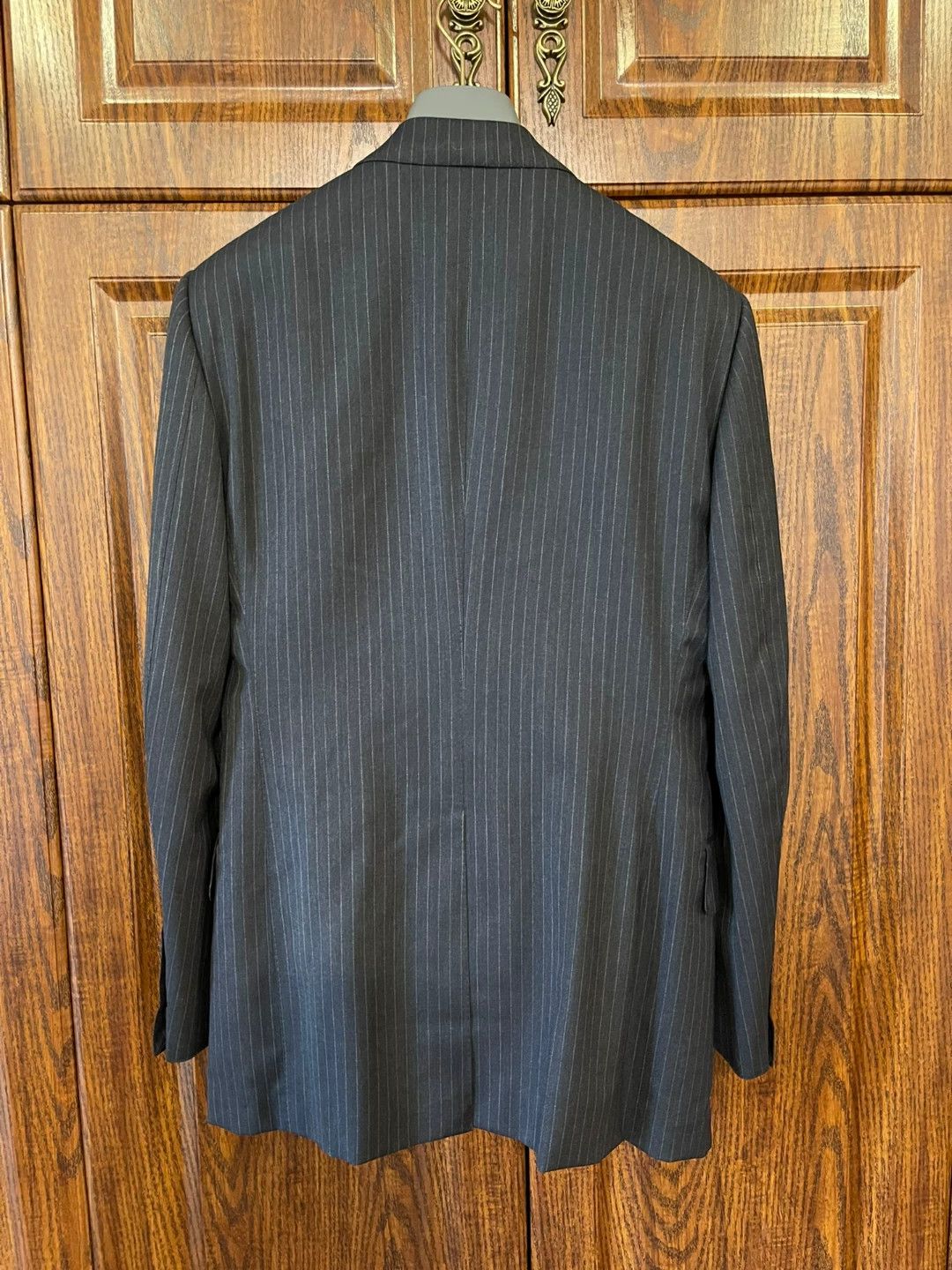 Tom Ford Tom Ford Gray Pinstripe Handcrafted Suit Size US S / EU 44-46 / 1 - 2 Thumbnail