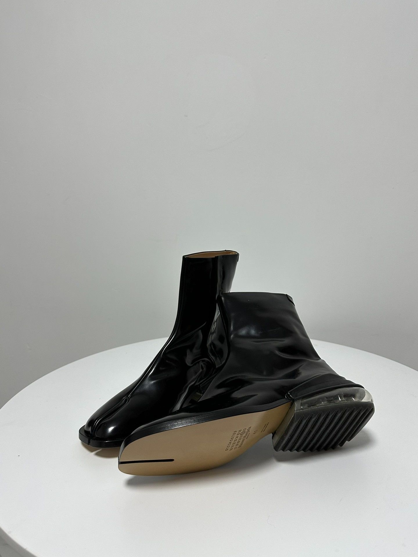 Maison Margiela Maison Margiela High-Top Split-Toe Tabi Size US 8 / EU 41 - 3 Thumbnail