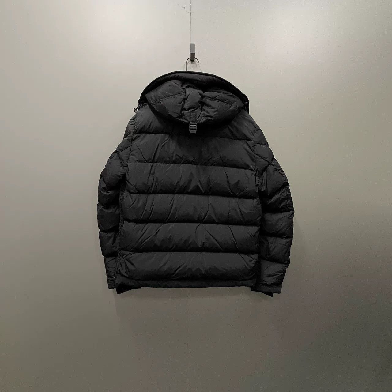 Moncler Moncler Black Puffer Down Jacket Size US M / EU 48-50 / 2 - 2 Thumbnail