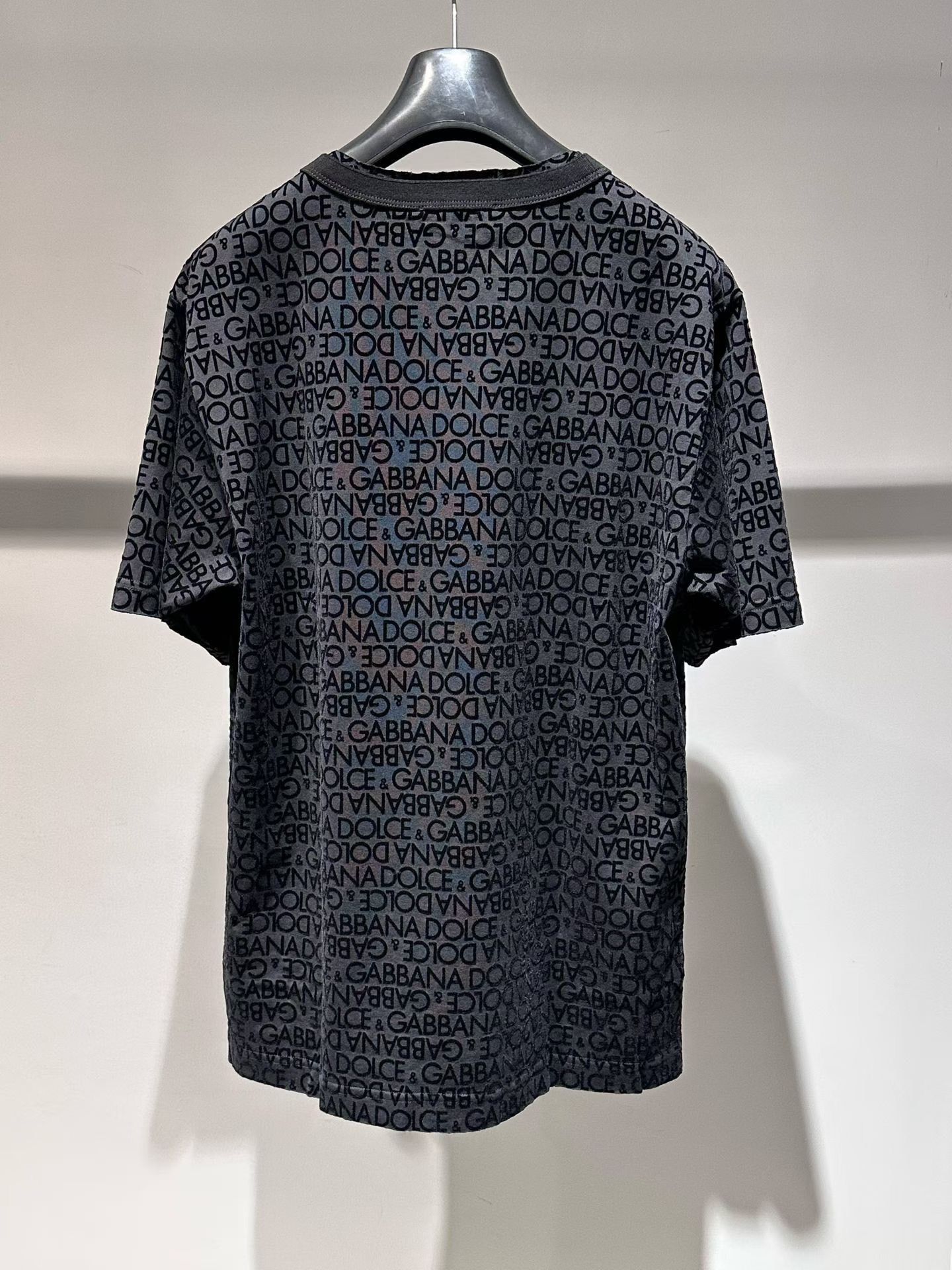 Dolce & Gabbana D&G Men's Black Patterned Short-Sleeve T Size US M / EU 48-50 / 2 - 3 Thumbnail