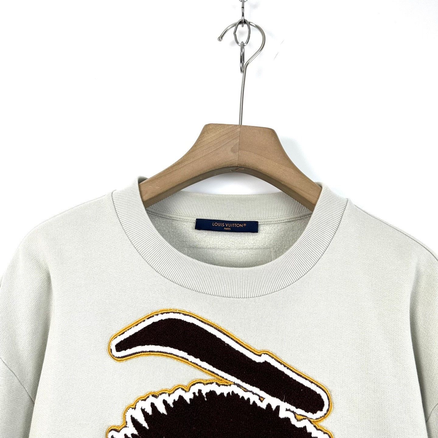 Louis Vuitton Louis Vuitton Eye Embroidery Flocking Logo Sweatshirt Size US L / EU 52-54 / 3 - 3 Thumbnail