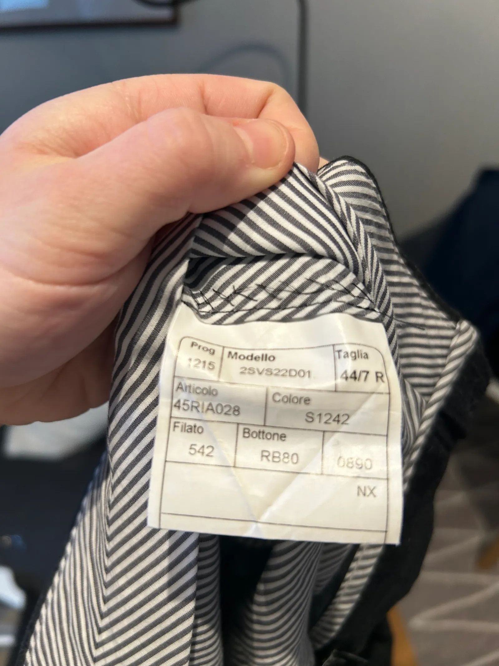Born Rose & Born Suit Size 36R - 4 Thumbnail