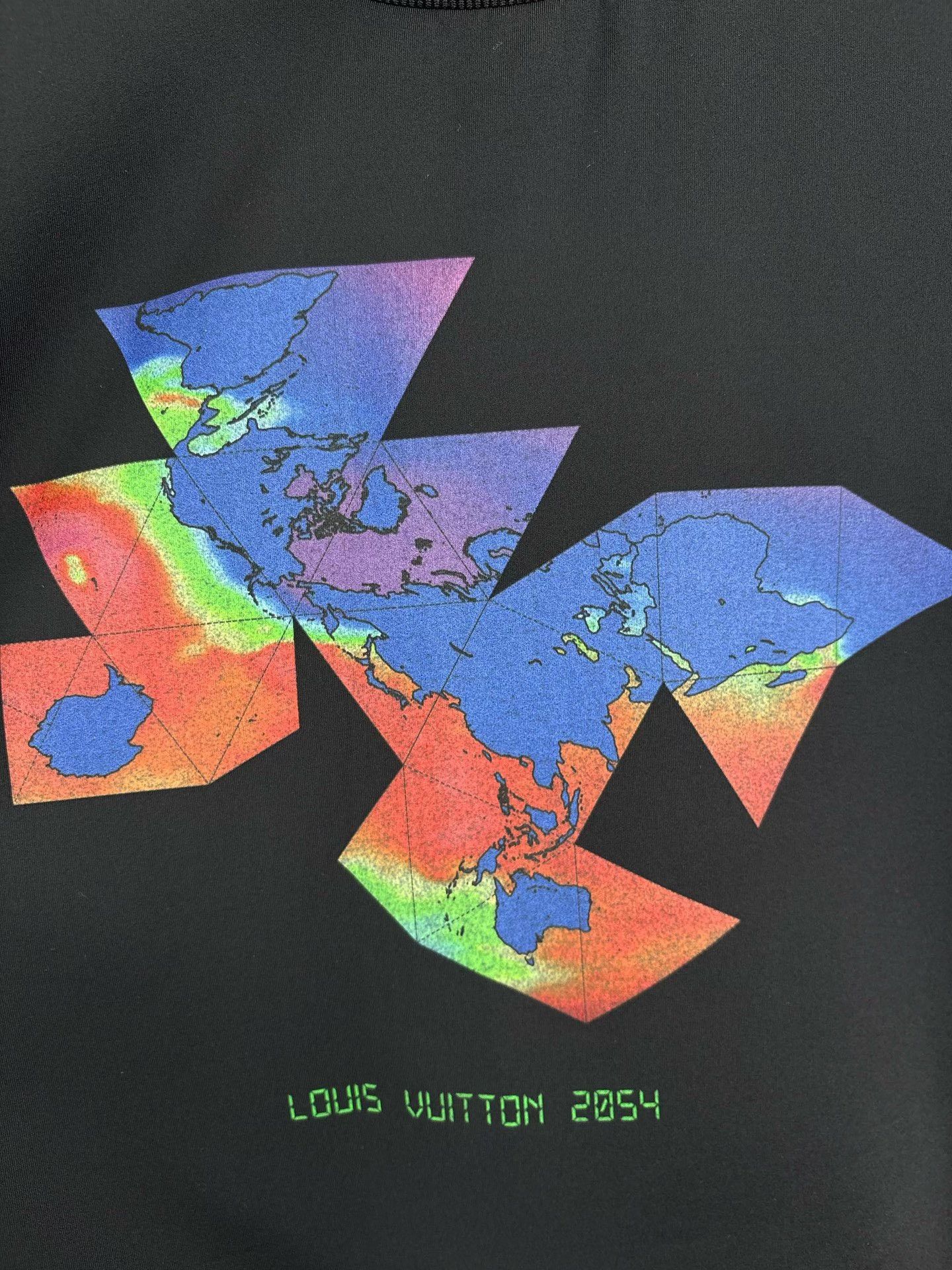 Louis Vuitton Louis Vuitton 2054 Heat Map Technical T-Shirt XXL Size US XXL / EU 58 / 5 - 4 Thumbnail