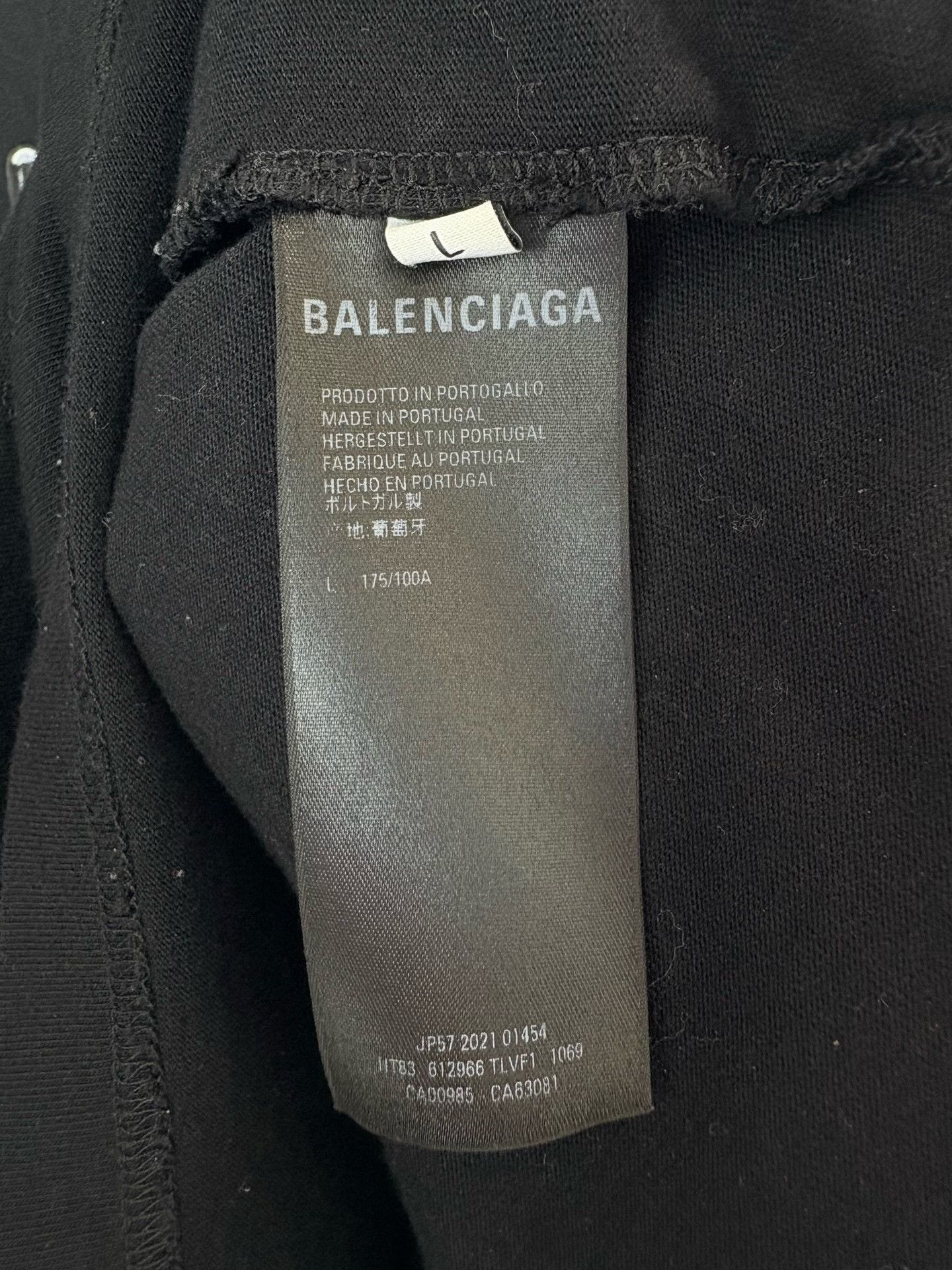 Balenciaga Balenciaga Graffiti Drip Logo T-Shirt Size L Size US L / EU 52-54 / 3 - 6 Thumbnail