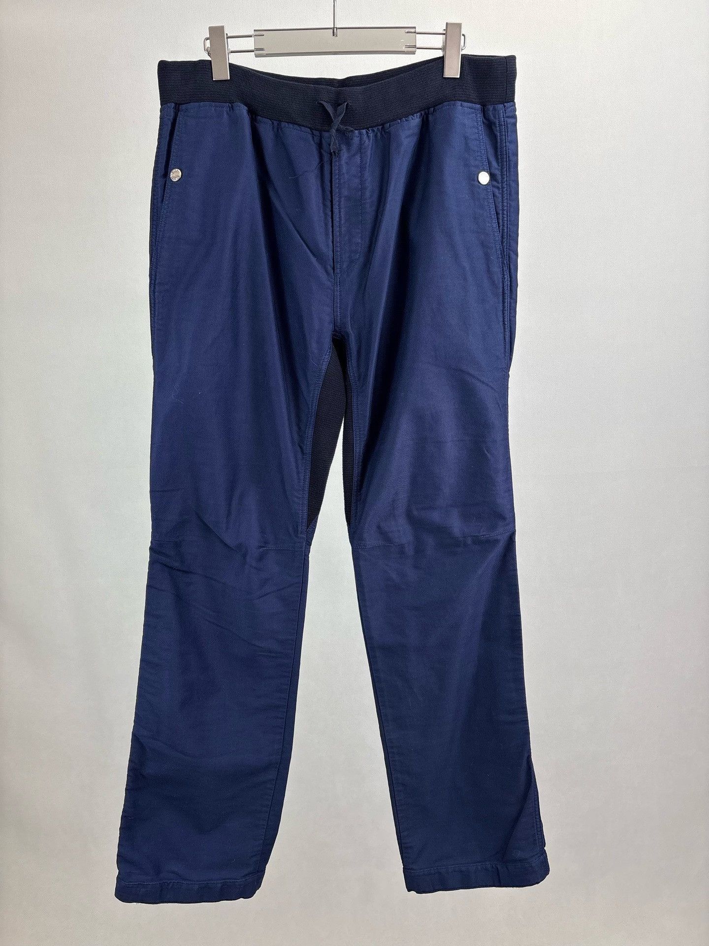 Louis Vuitton Louis Vuitton America's Cup Navy Trousers 30 Size US 30 / EU 46 - 2 Thumbnail