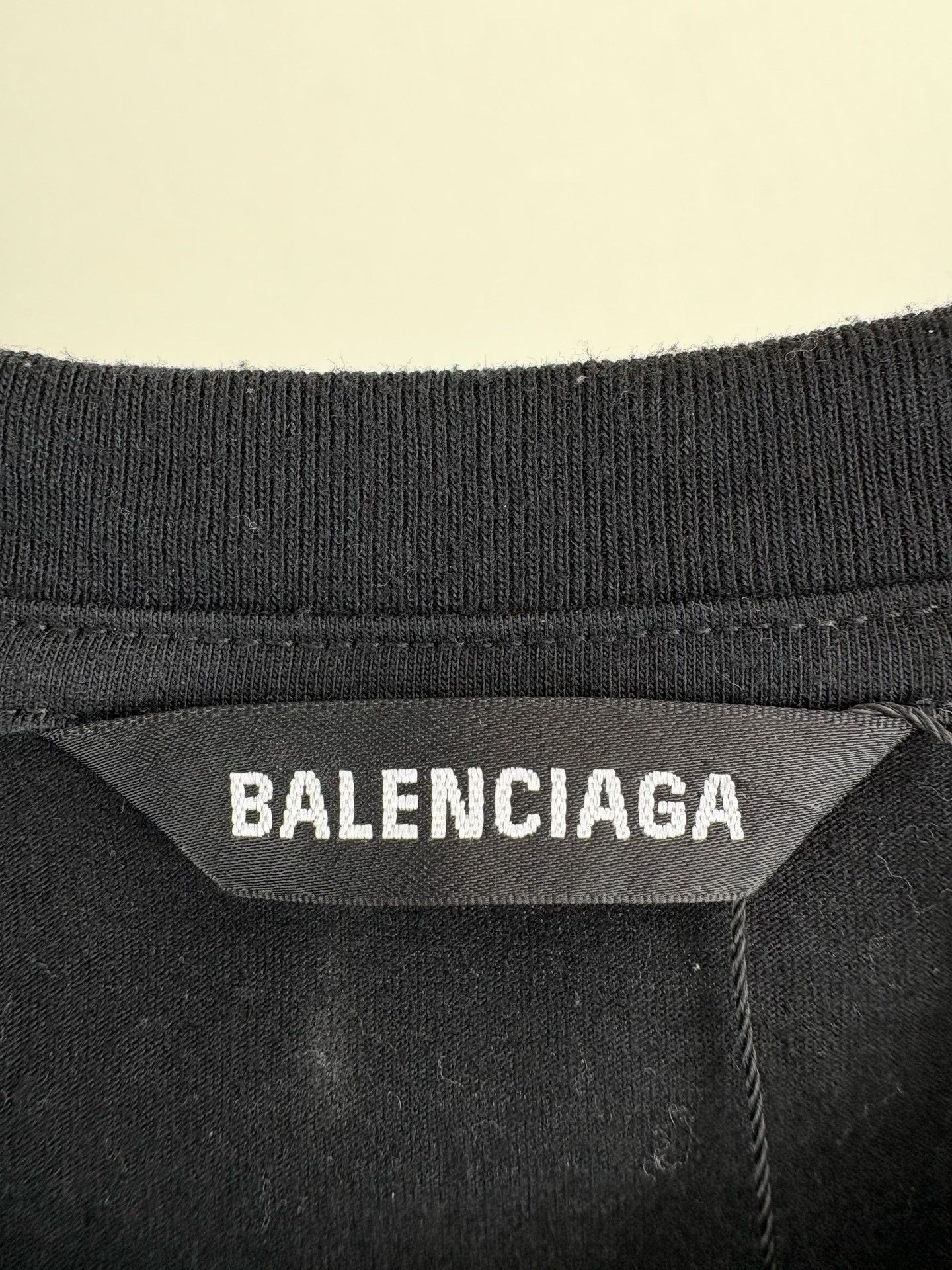 Balenciaga Balenciaga Multi-Language Print T-Shirt M Size US M / EU 48-50 / 2 - 5 Thumbnail