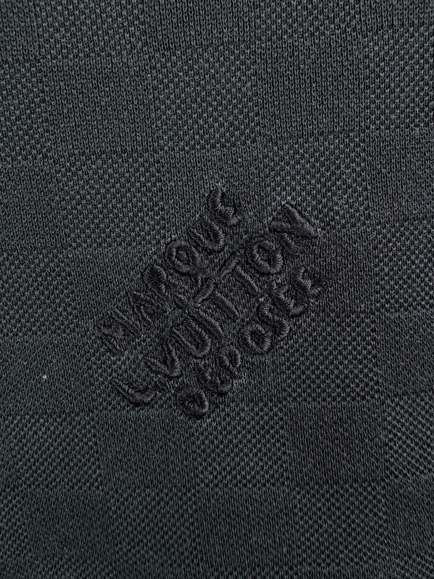 Louis Vuitton Louis Vuitton Damier Embroidered T-Shirt L Size US L / EU 52-54 / 3 - 4 Thumbnail