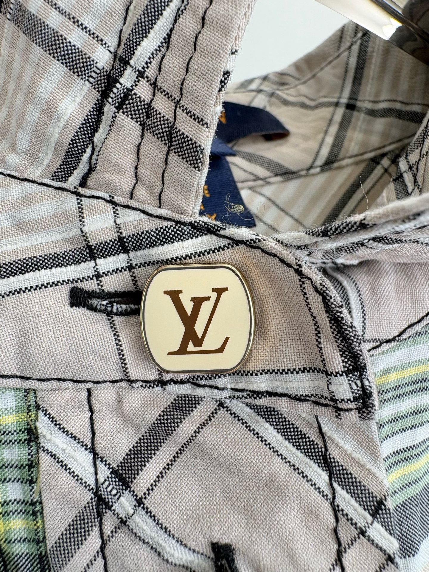Louis Vuitton Louis Vuitton Plaid Long Sleeve Shirt 40 Size M / US 6-8 / IT 42-44 - 4 Thumbnail