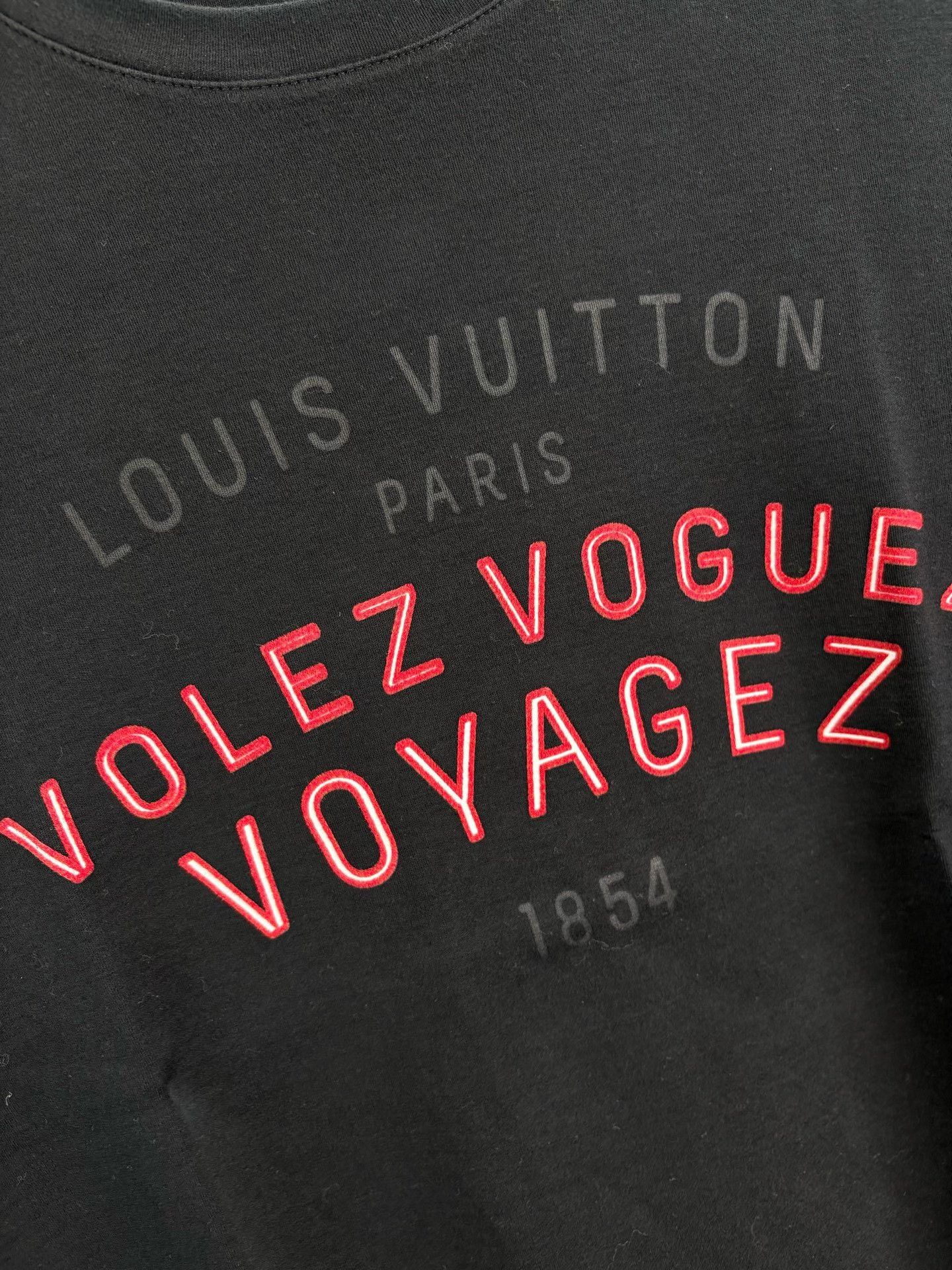 Louis Vuitton Louis Vuitton Volez Voguez Voyagez T-Shirt XL Size US XL / EU 56 / 4 - 4 Thumbnail