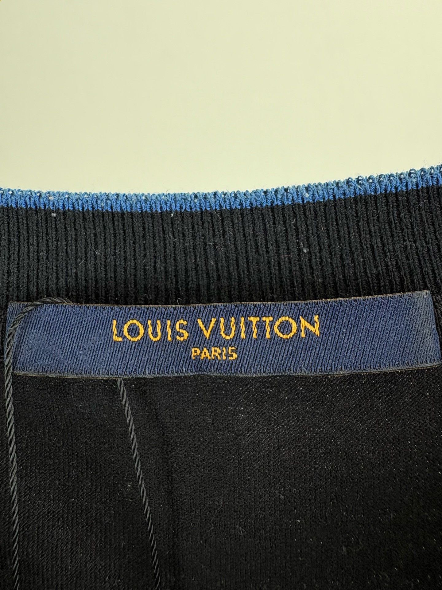 Louis Vuitton Louis Vuitton Damier Logo Print T-Shirt US XL Size US XL / EU 56 / 4 - 5 Thumbnail