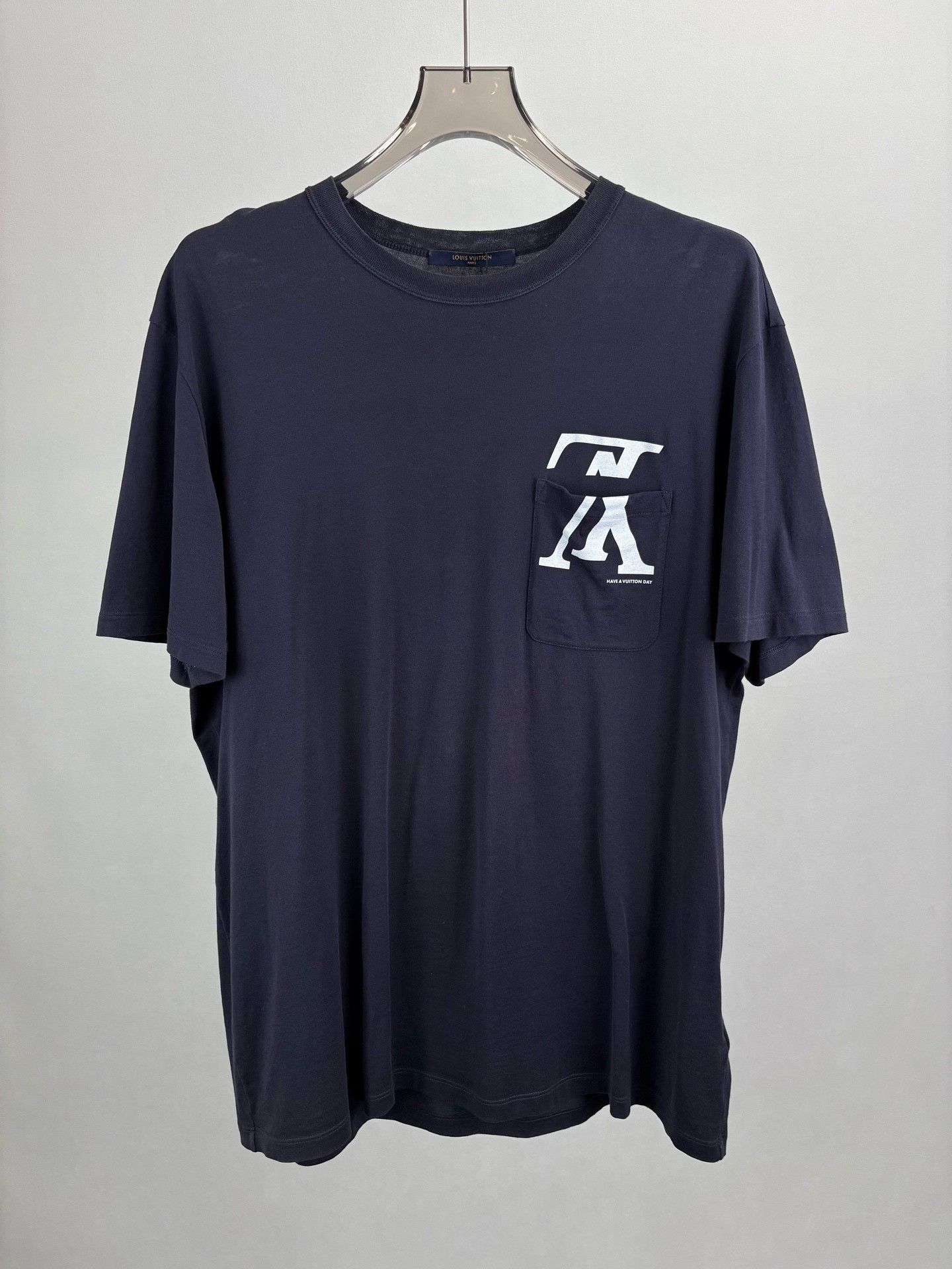 Louis Vuitton Louis Vuitton Forever Logo Pocket T-Shirt XL Size US XL / EU 56 / 4 - 2 Thumbnail