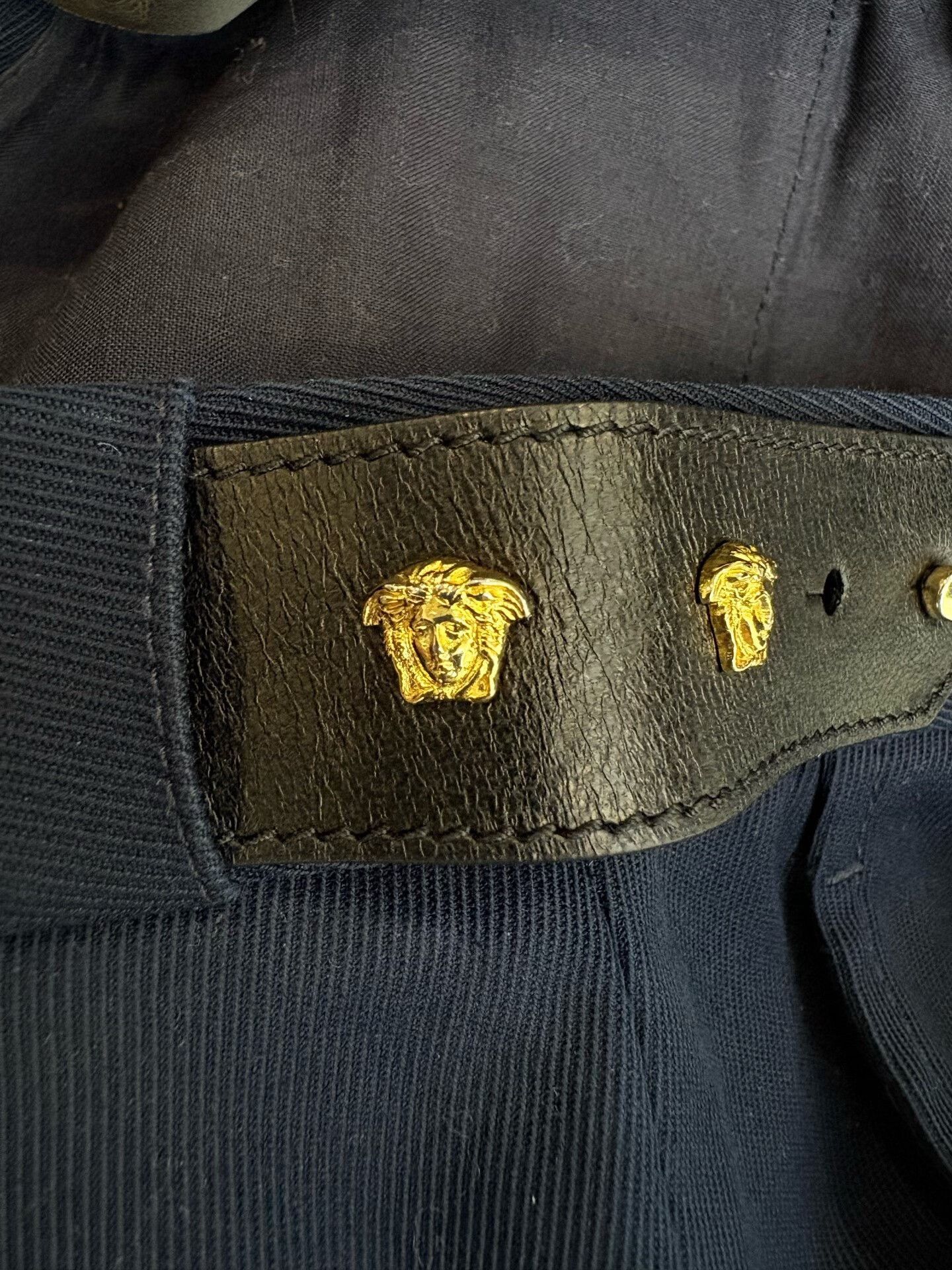 Versace Versace Medusa Logo Detail Casual Pants Size 34 Size US 34 / EU 50 - 4 Thumbnail