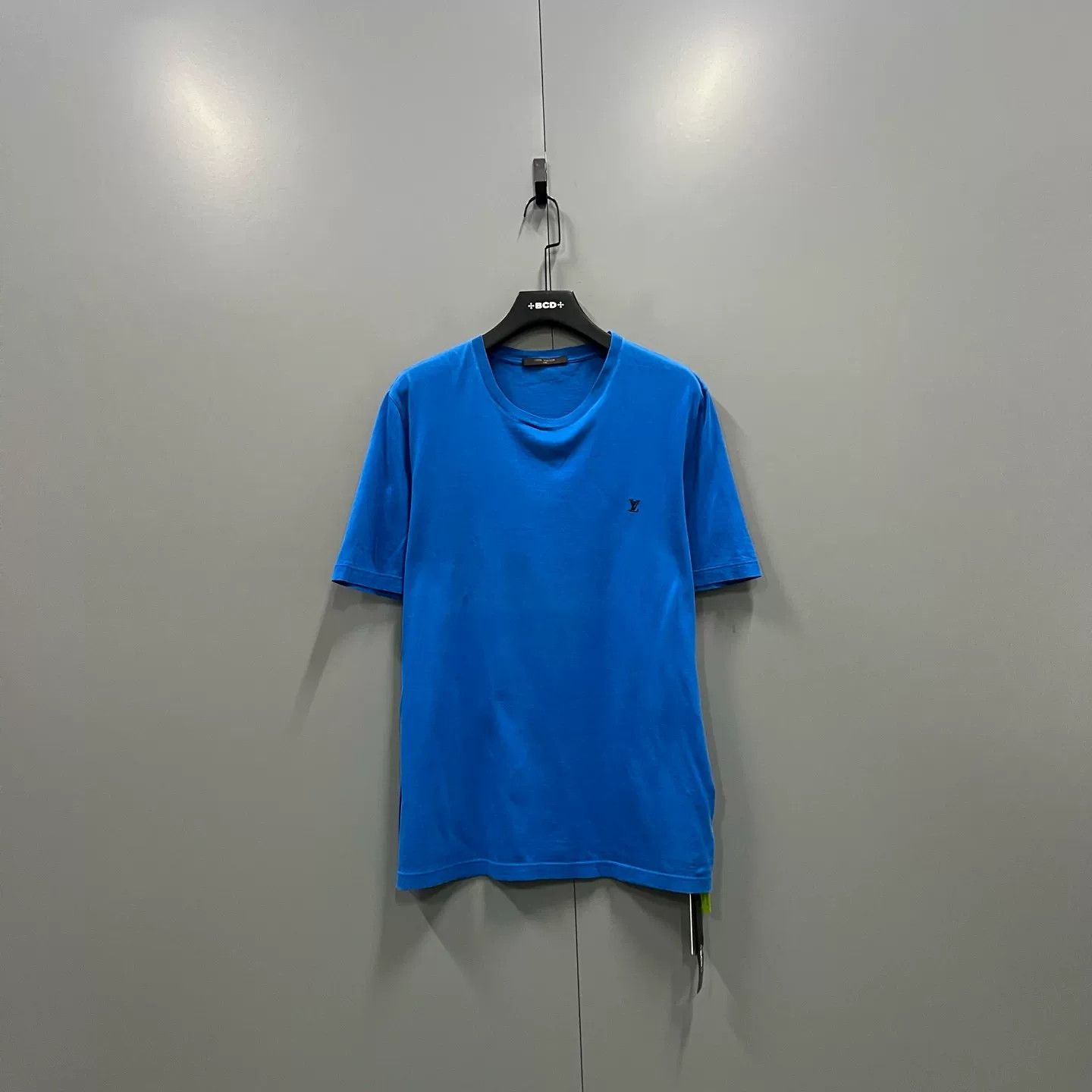 Louis Vuitton Louis Vuitton Blue Embroidered Logo T-Shirt XXL Size US XXL / EU 58 / 5 - 2 Thumbnail