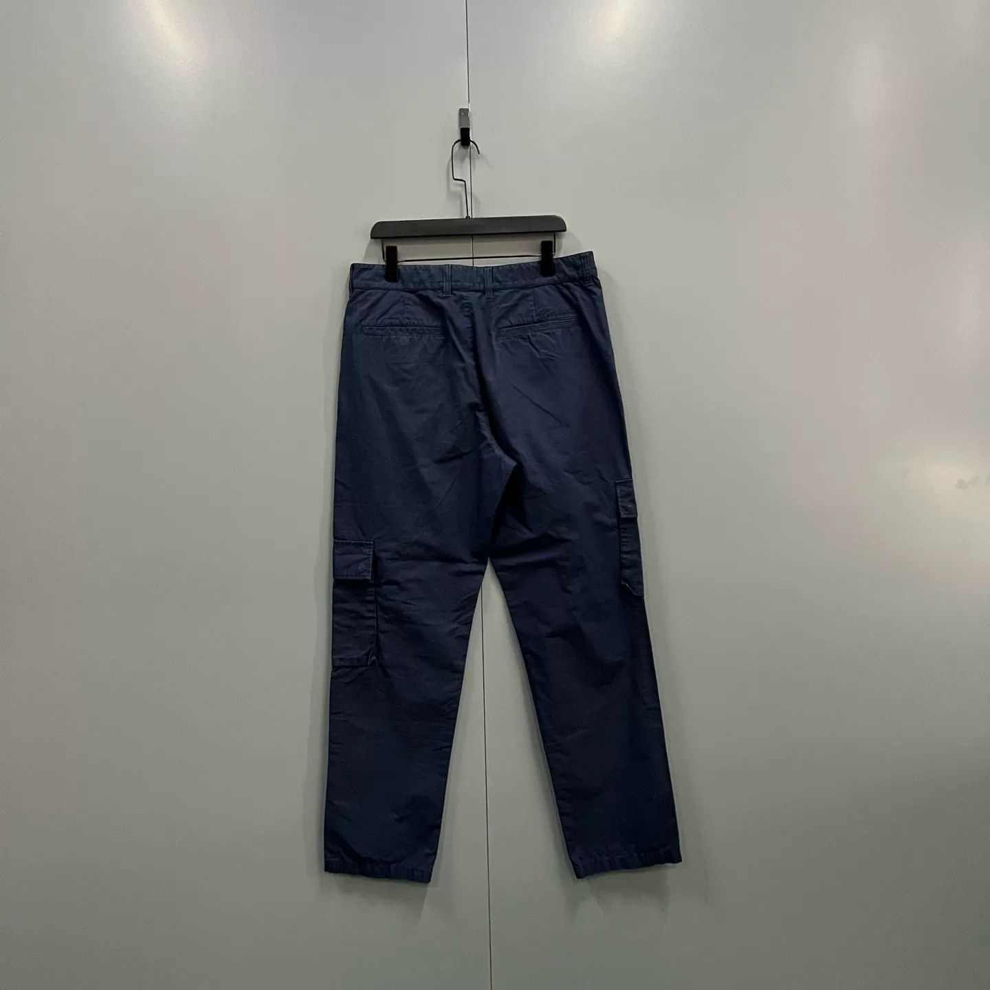 Louis Vuitton Louis Vuitton Navy Straight Cargo Pants 44 Size US 28 / EU 44 - 3 Thumbnail