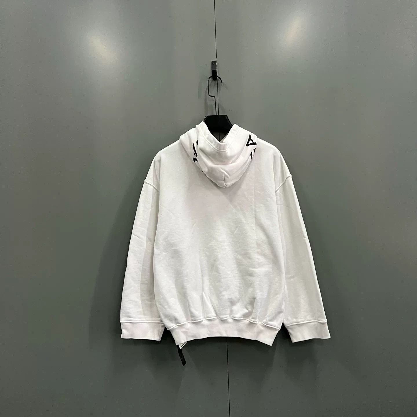 Balenciaga Balenciaga White Logo Print Hoodie Size S Size US S / EU 44-46 / 1 - 3 Thumbnail