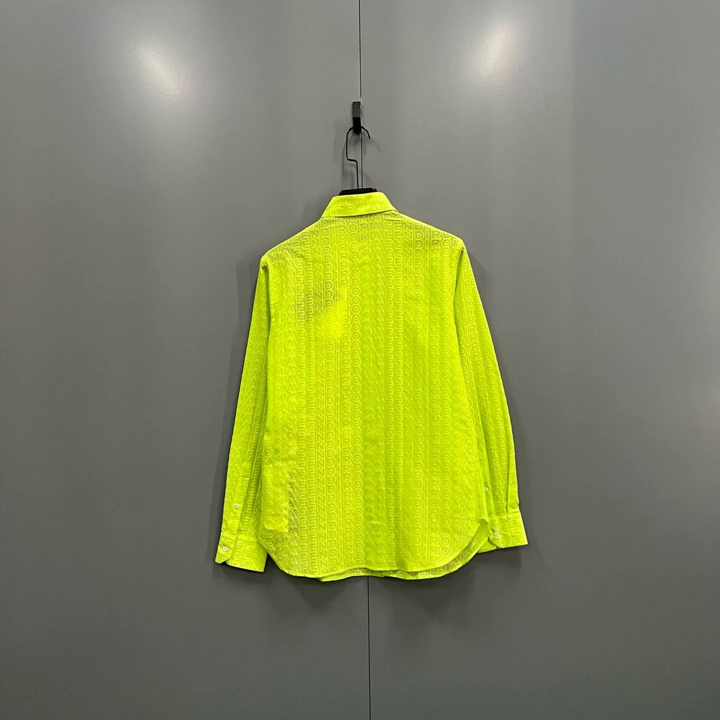 Fendi Fendi x Marc Jacobs Monogram Neon Green Shirt 39 Size US M / EU 48-50 / 2 - 3 Thumbnail