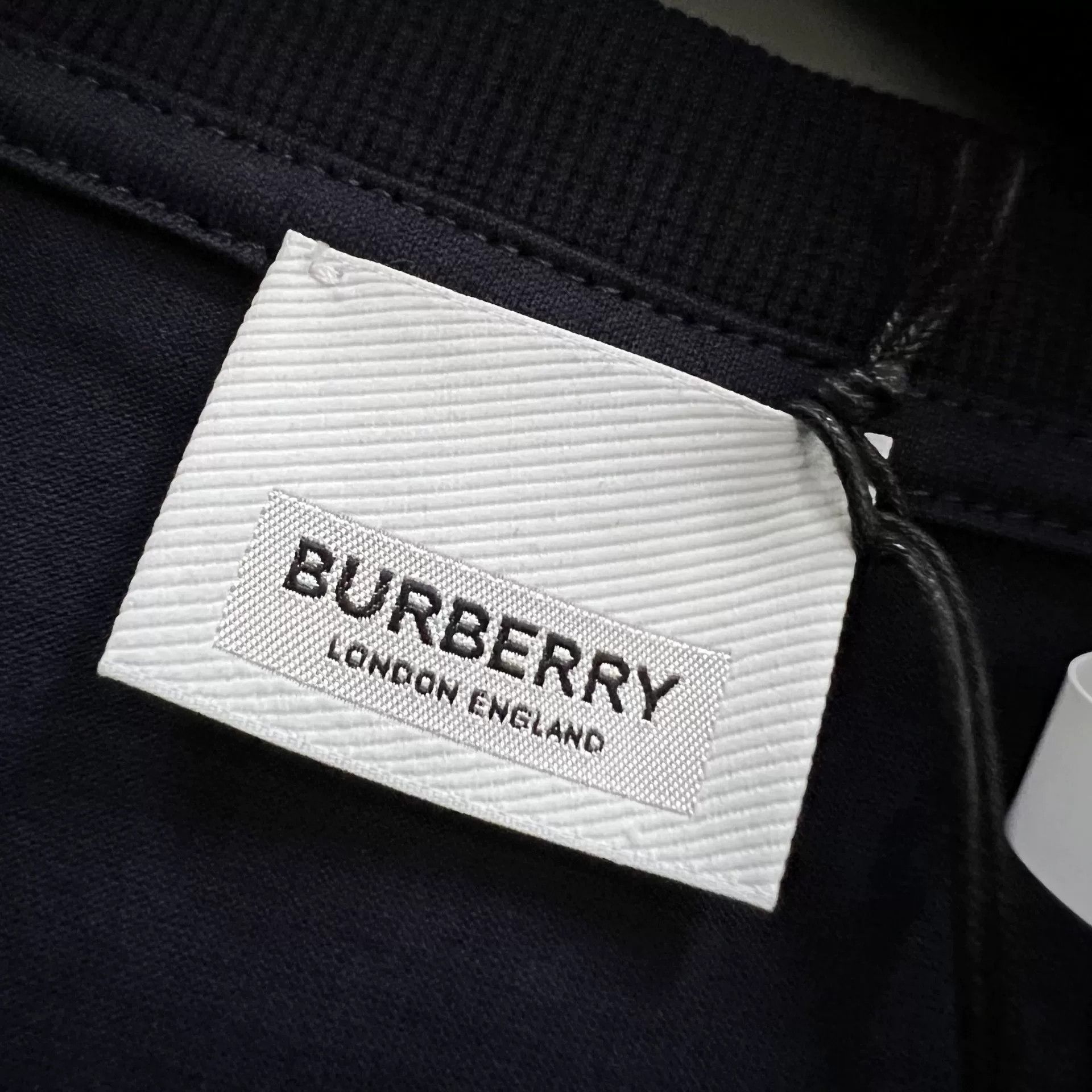 Burberry Burberry Navy Logo Print T-Shirt M Size US M / EU 48-50 / 2 - 4 Thumbnail